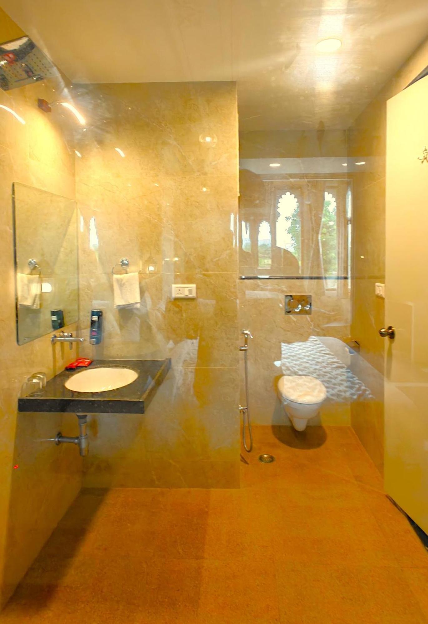 Hotel The Biletha Bagh 4*