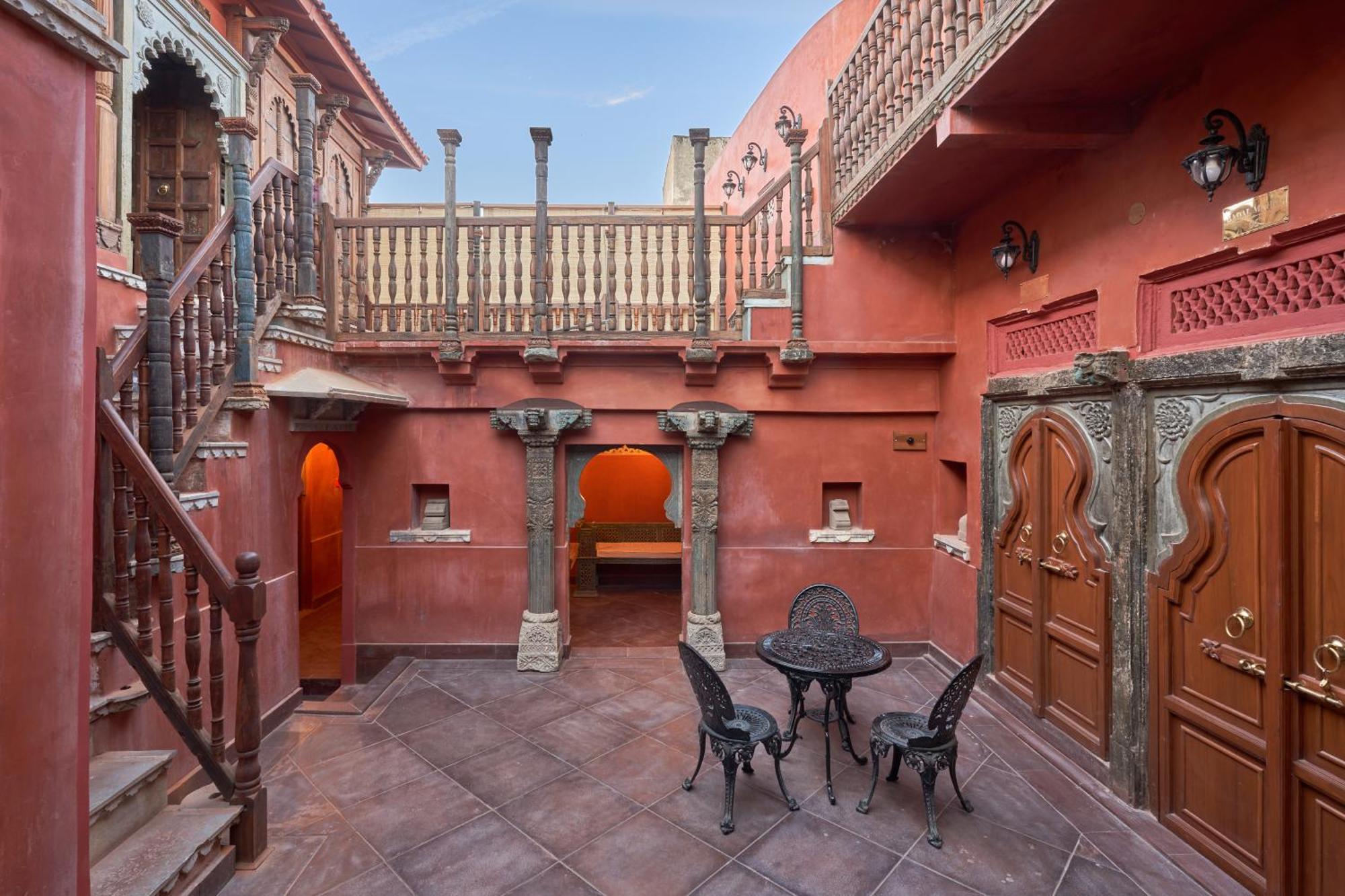 Kaladwas Lal Haveli *