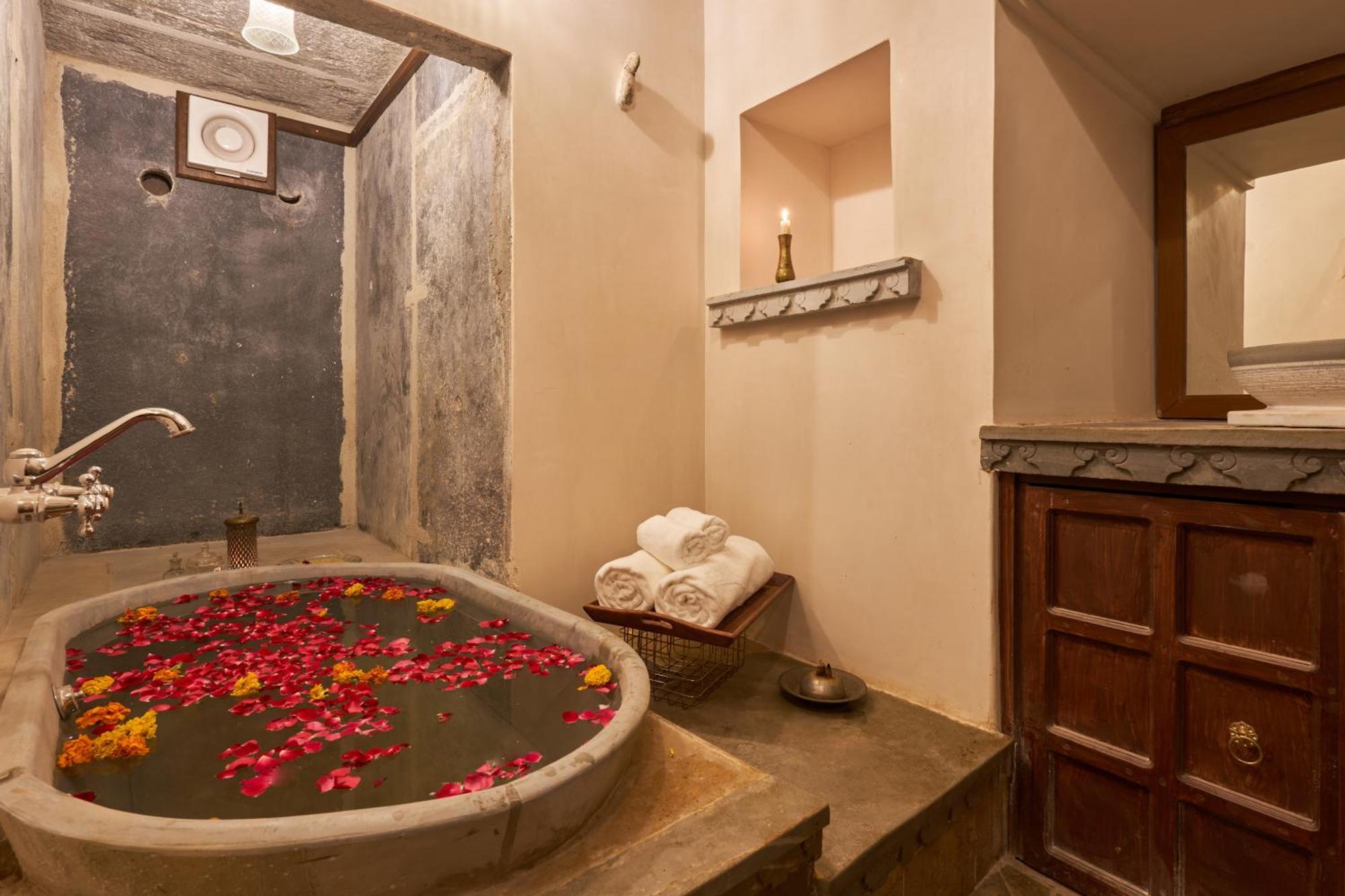 Hotel Kaladwas Lal Haveli