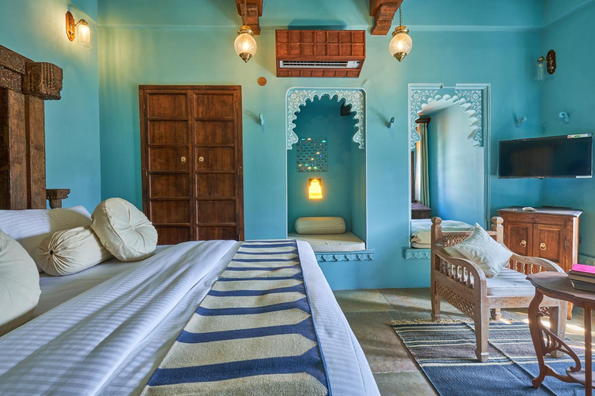 Kaladwas Lal Haveli Hotel