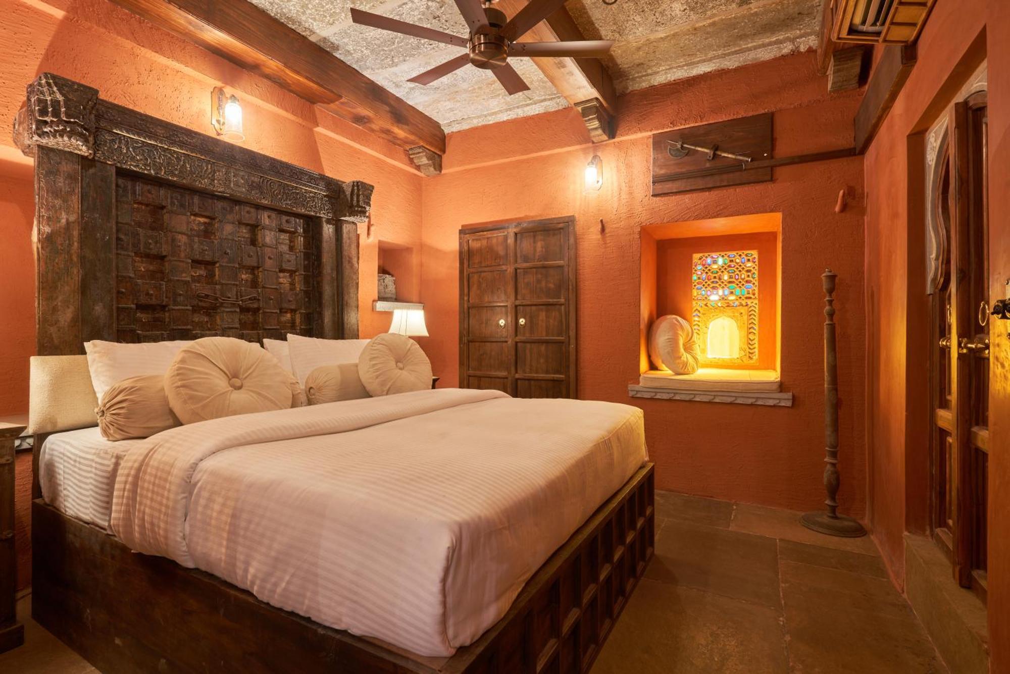 Kaladwas Lal Haveli Hotel Udaipur