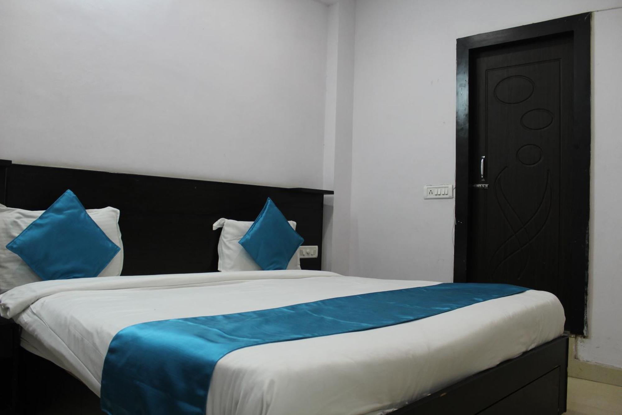 Hotel Quality Time 3*