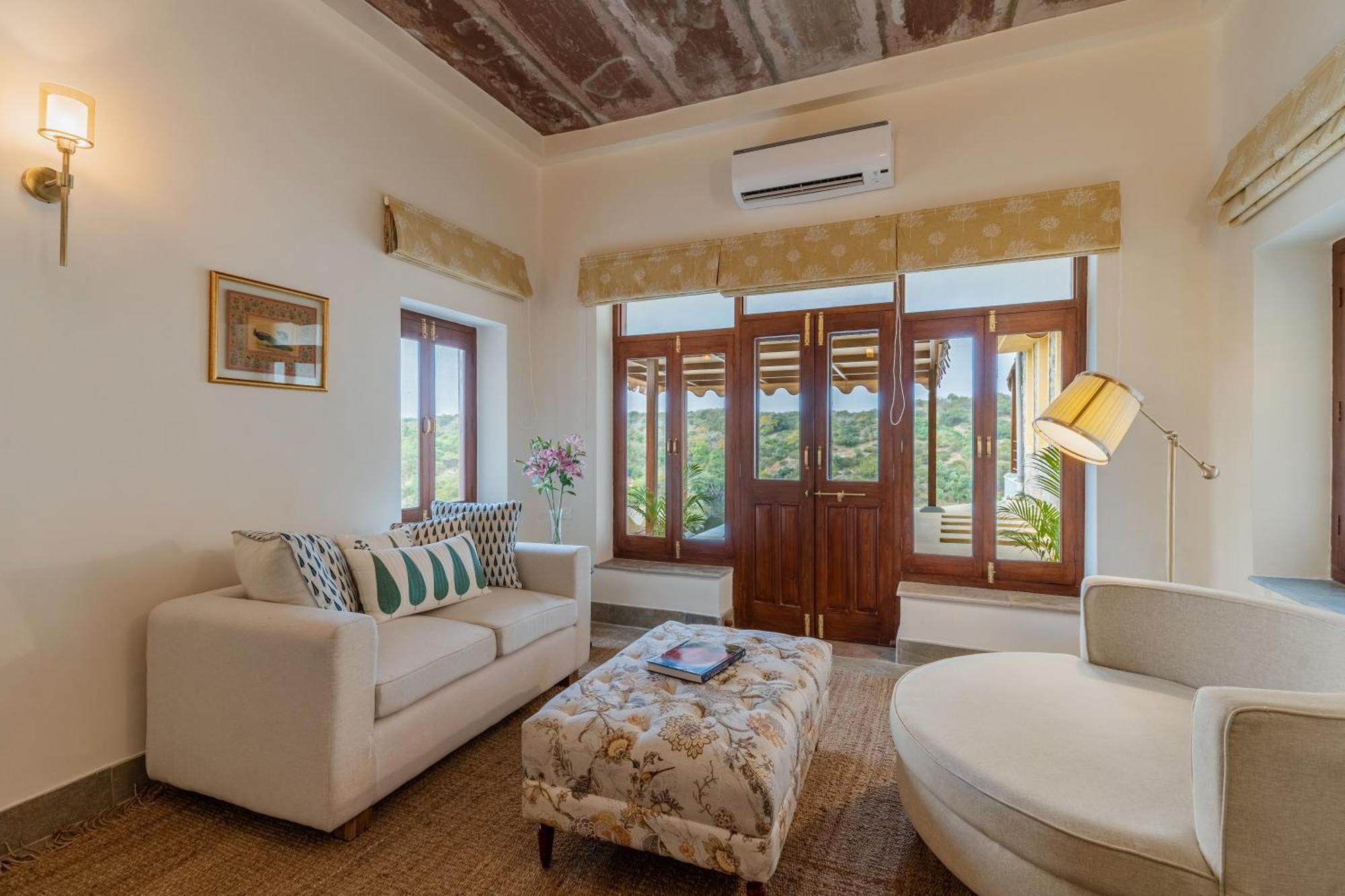 Chunda Shikar Oudi 5* Udaipur