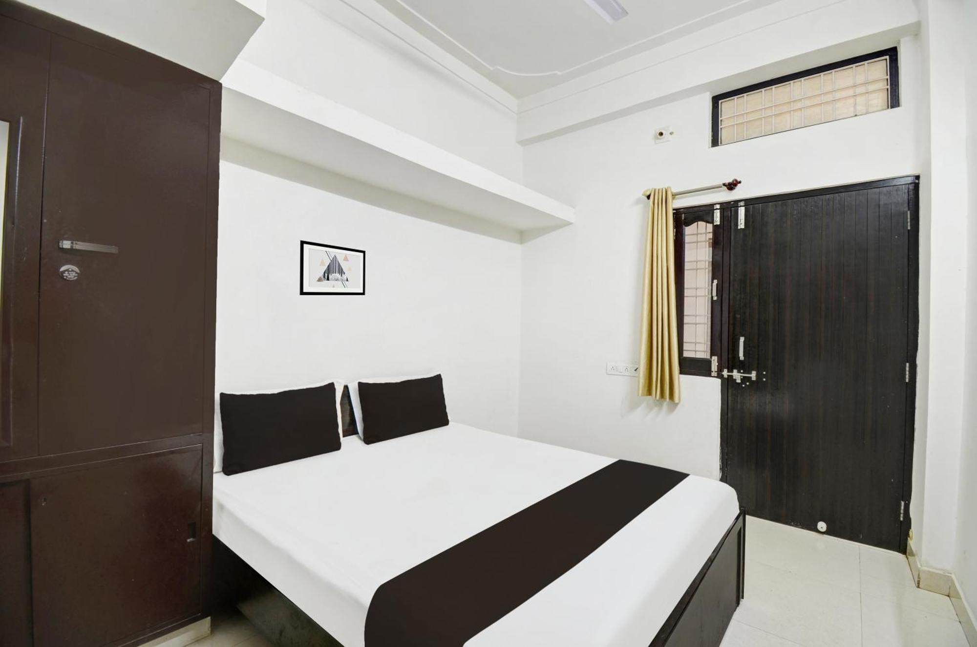 Hotel O The White Haveli Udaipur