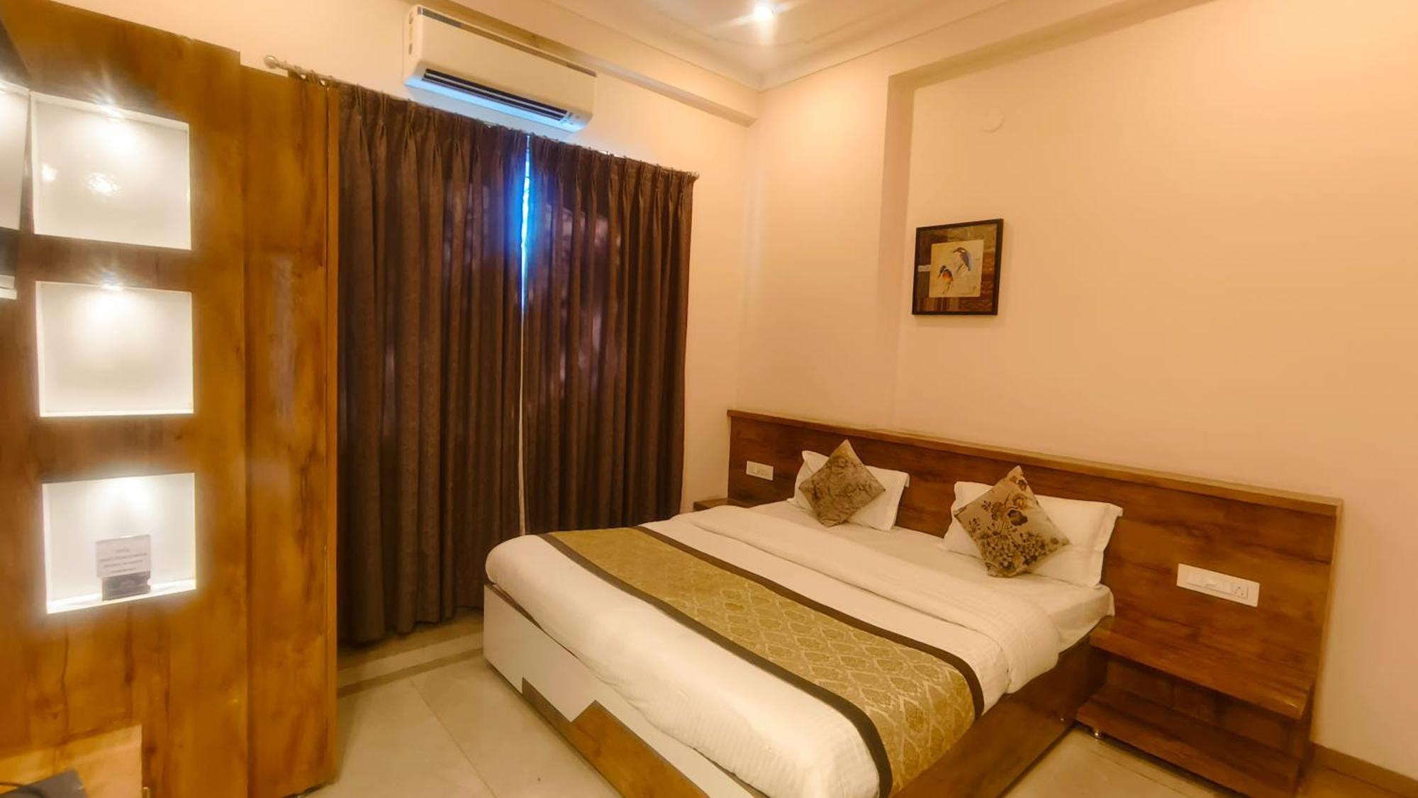 Jagat Near Fatehsagar Hotel Udaipur