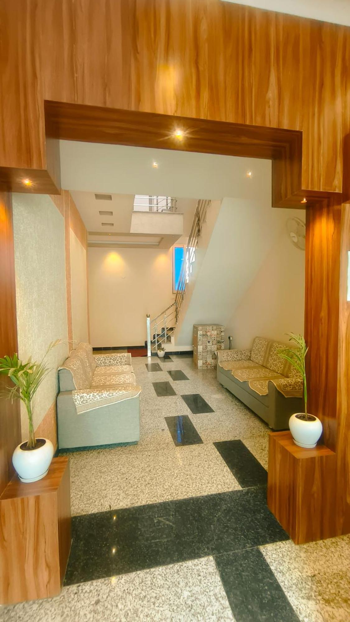 Jagat Near Fatehsagar 3* Udaipur