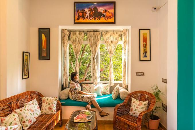 Padharo * Udaipur
