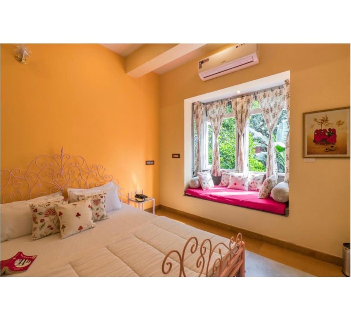 Padharo Hostel *