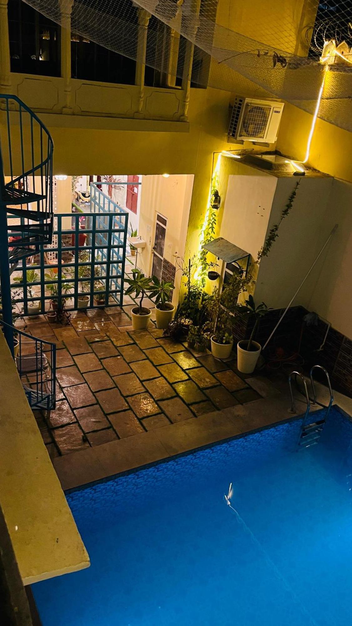 Ushaan Haveli Hotel