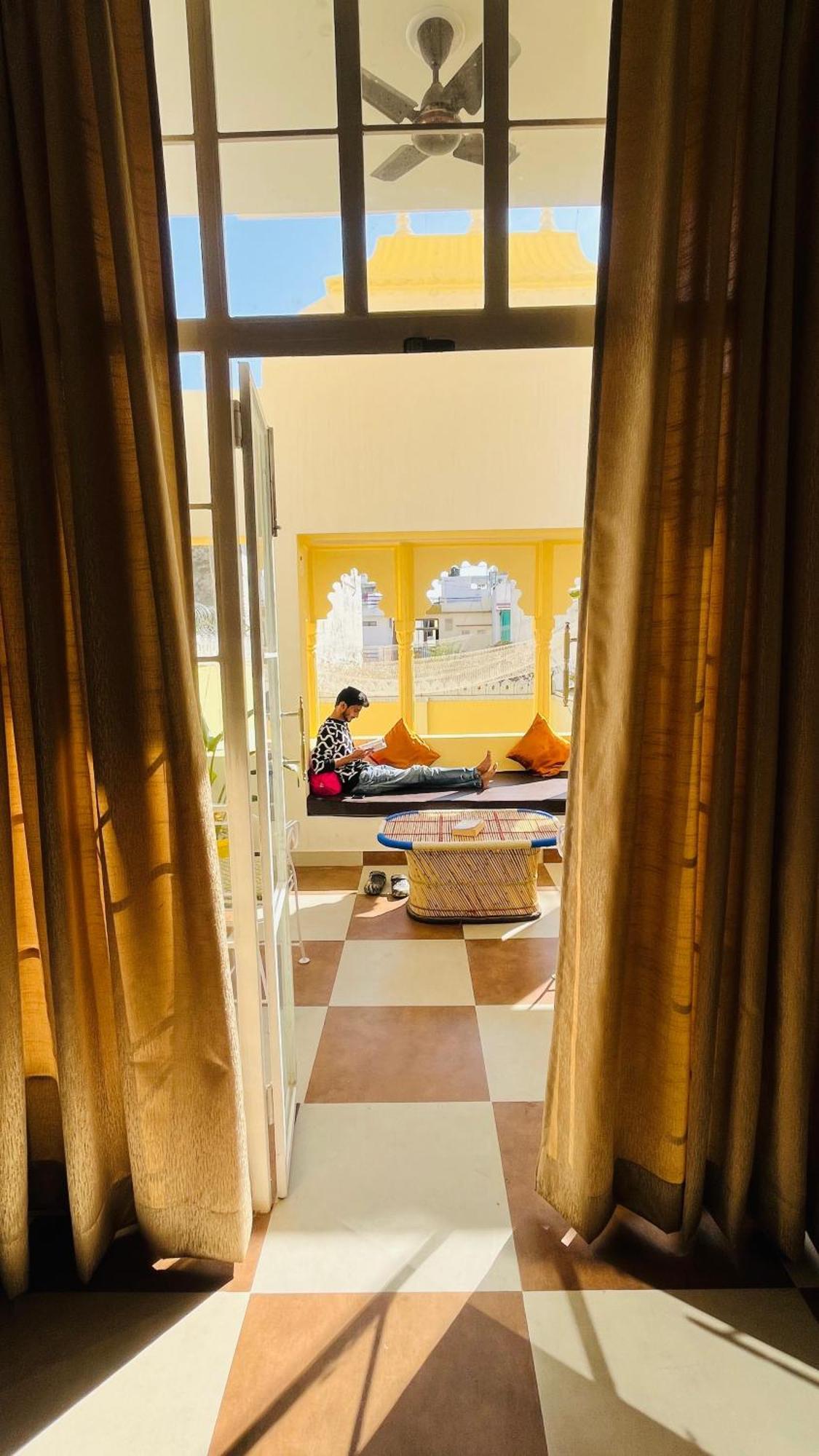 Hotel Ushaan Haveli