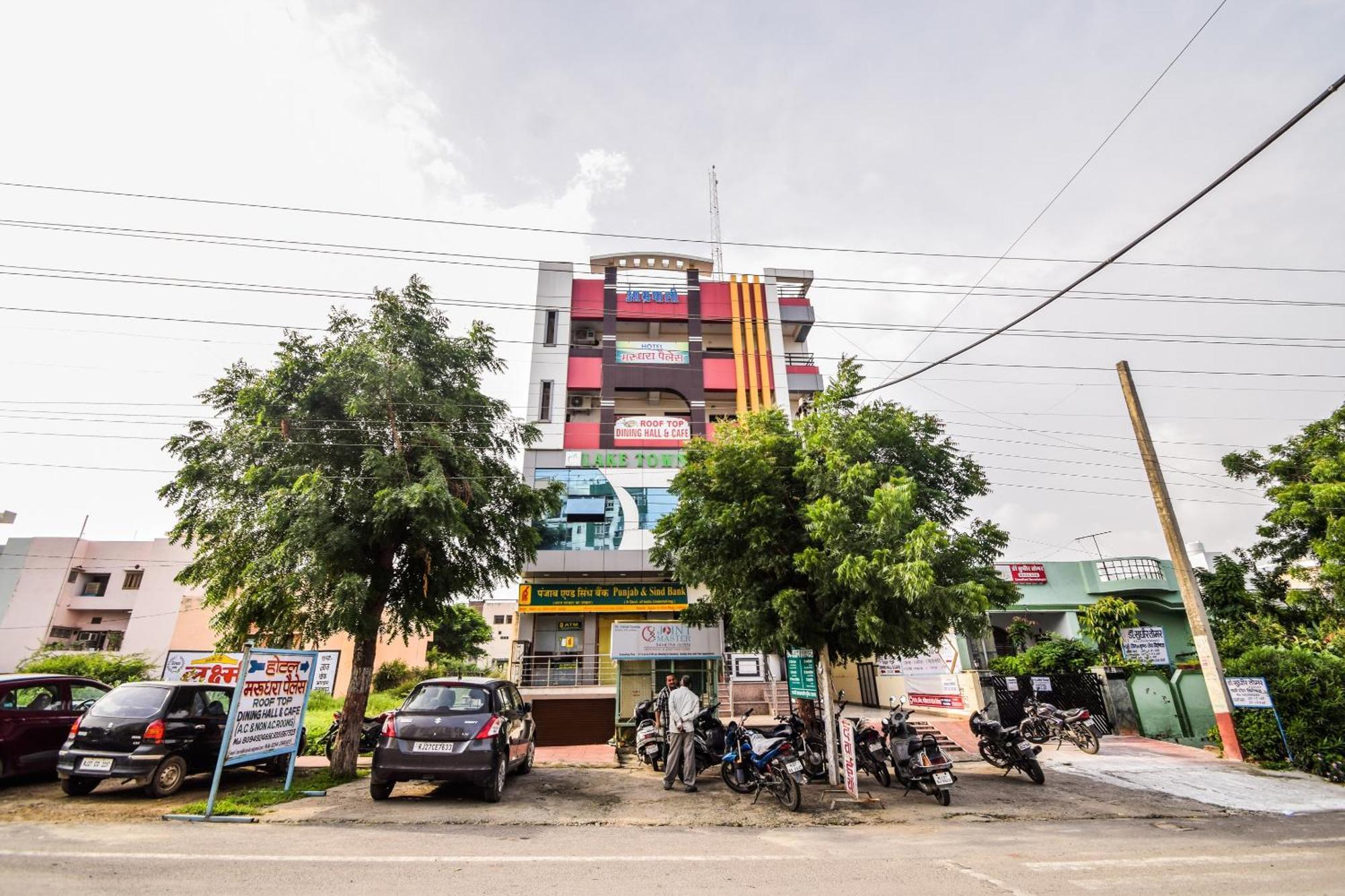 O Marudhara Palace Hotel 3*