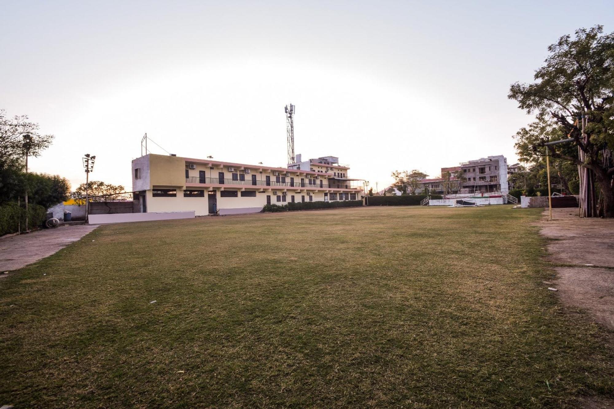 O Parmanand Garden Hotel 3*