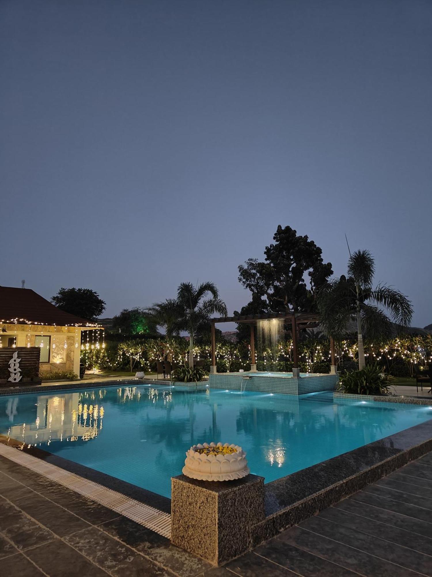 Sarasiruham - Private Pool In Resort Udaipur