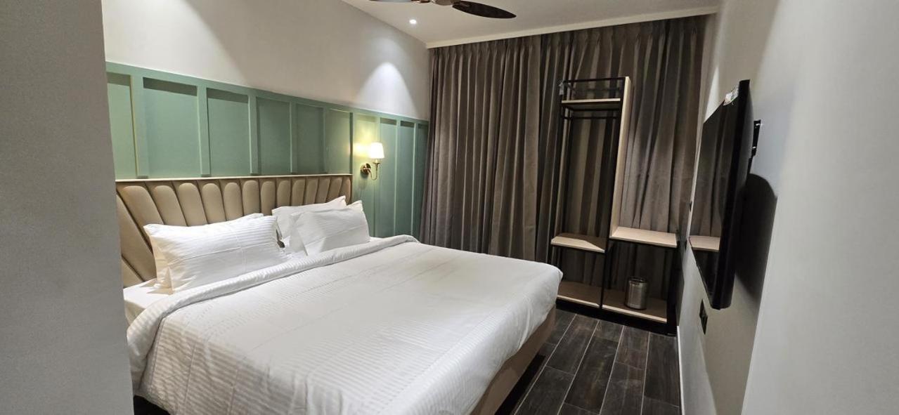 Hotel Playsales Naori