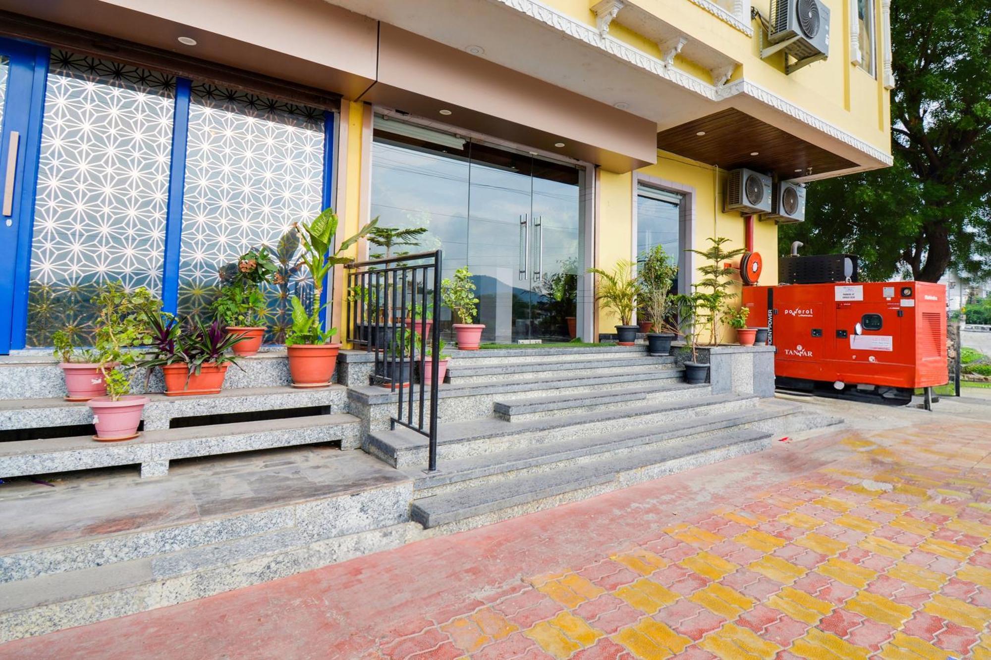 O Maanvadgarh Hotel