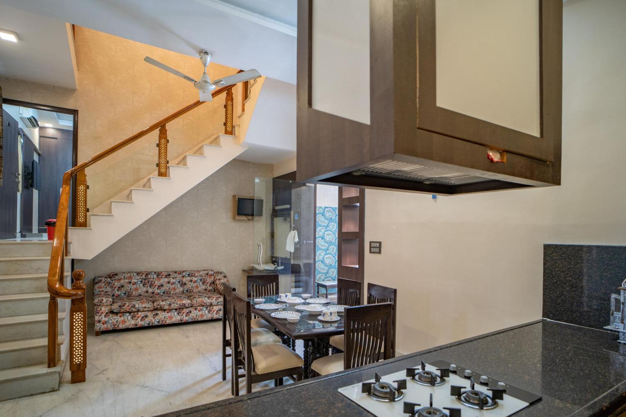 Casa Vista Hideaway 4br By Homeyhuts Guest house Udaipur