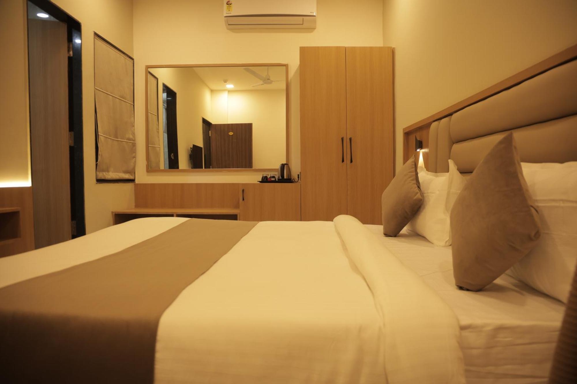 Hotel The Rainbow Udaipur