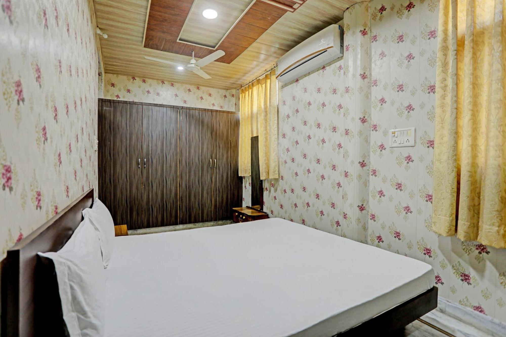 O The Gunjan Palace Guest house Udaipur