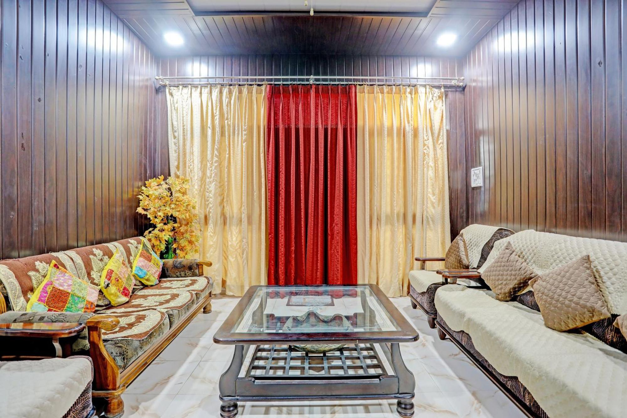 O The Gunjan Palace Guest house Udaipur
