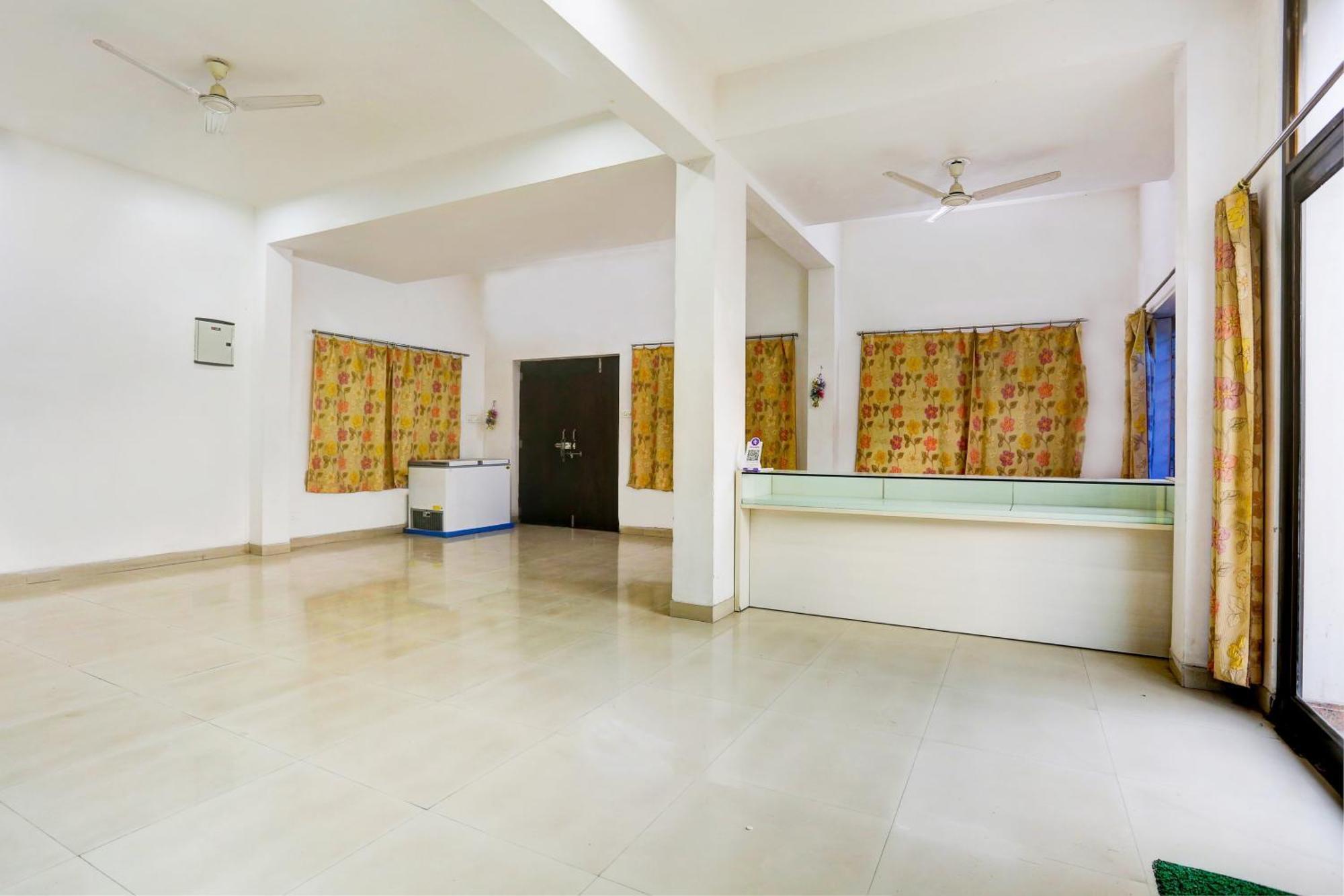Hotel Super O Goverdhan Udaipur