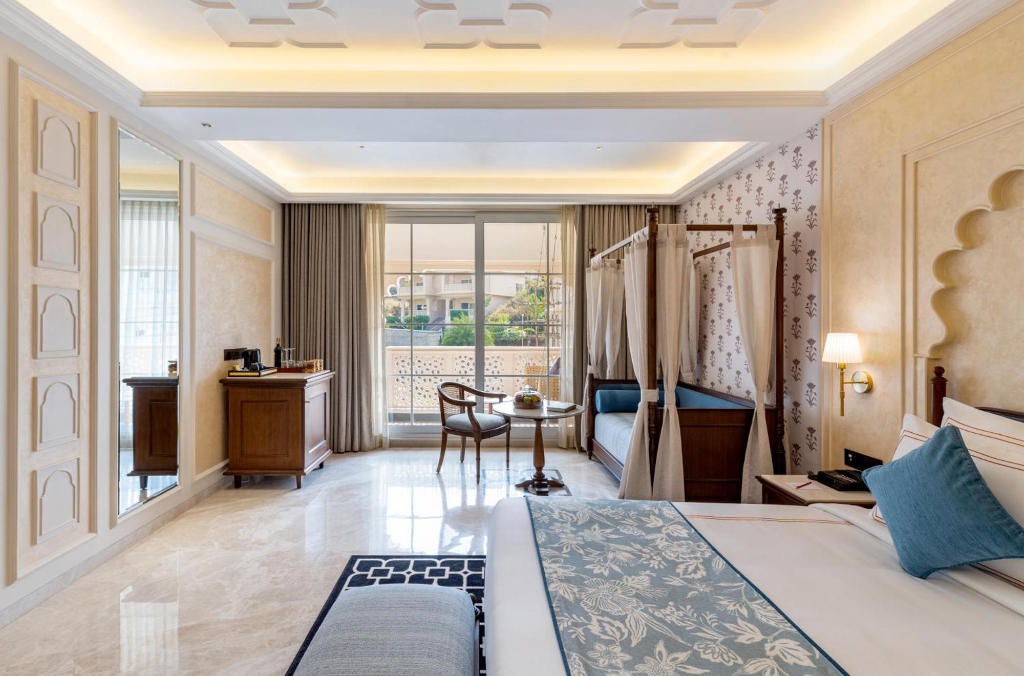 Sayaji & Hotel 5*