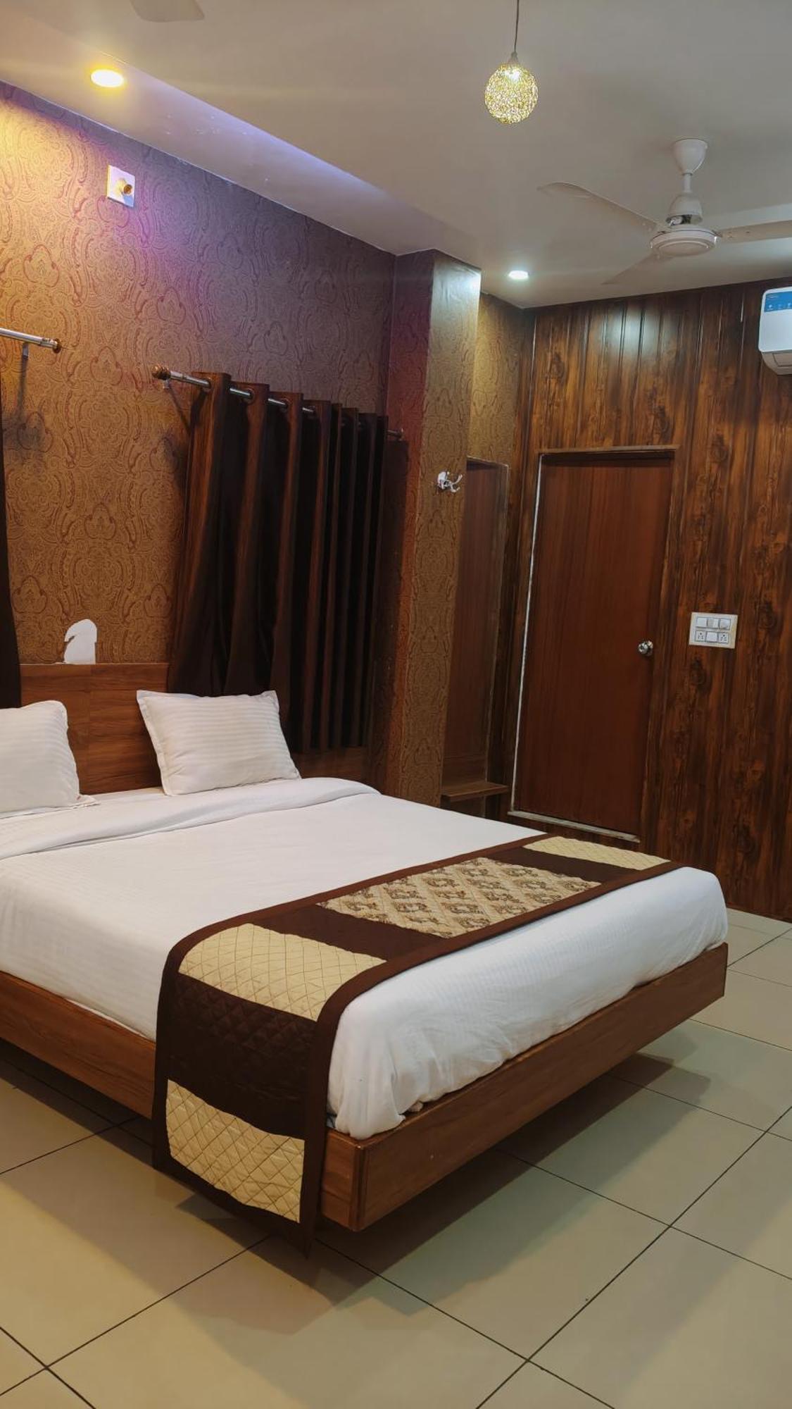 Bed & Breakfast Kanchan *