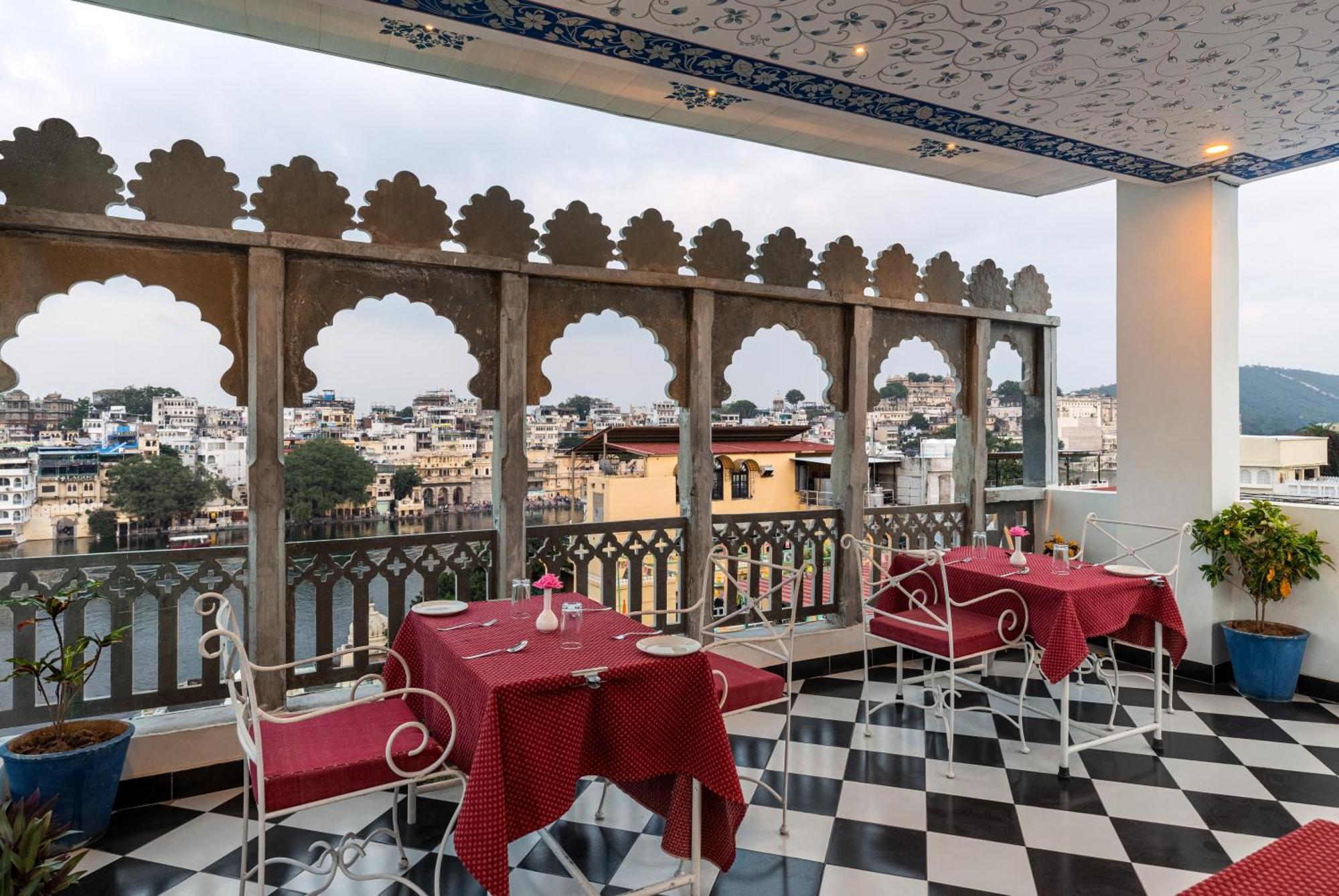 Bed & Breakfast Panorama Haveli 3*