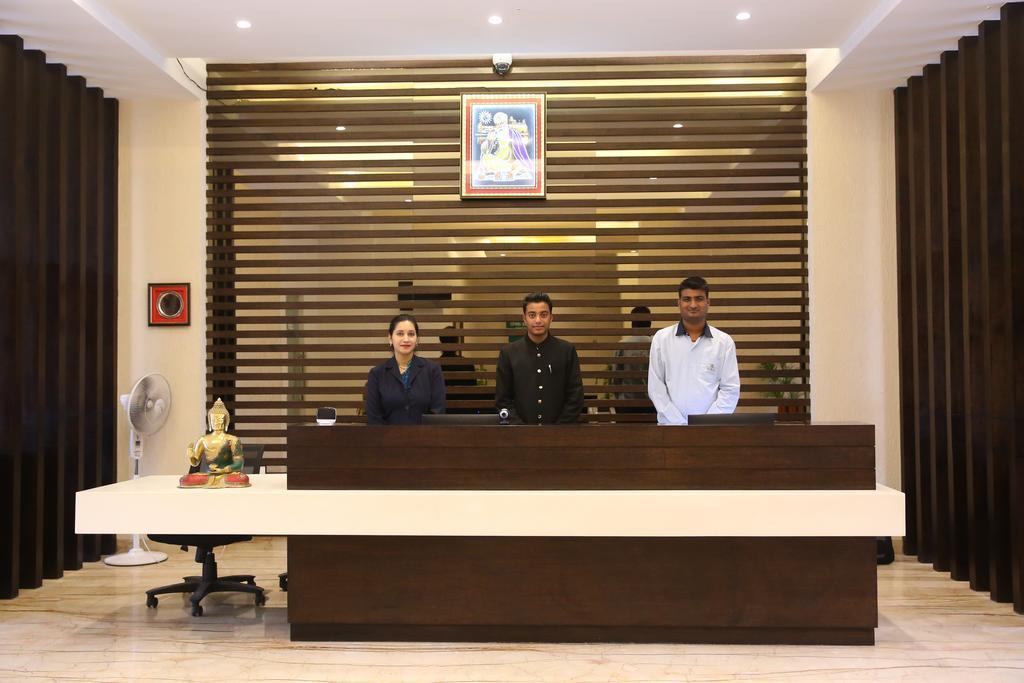 Hotel Le Roi Udaipur