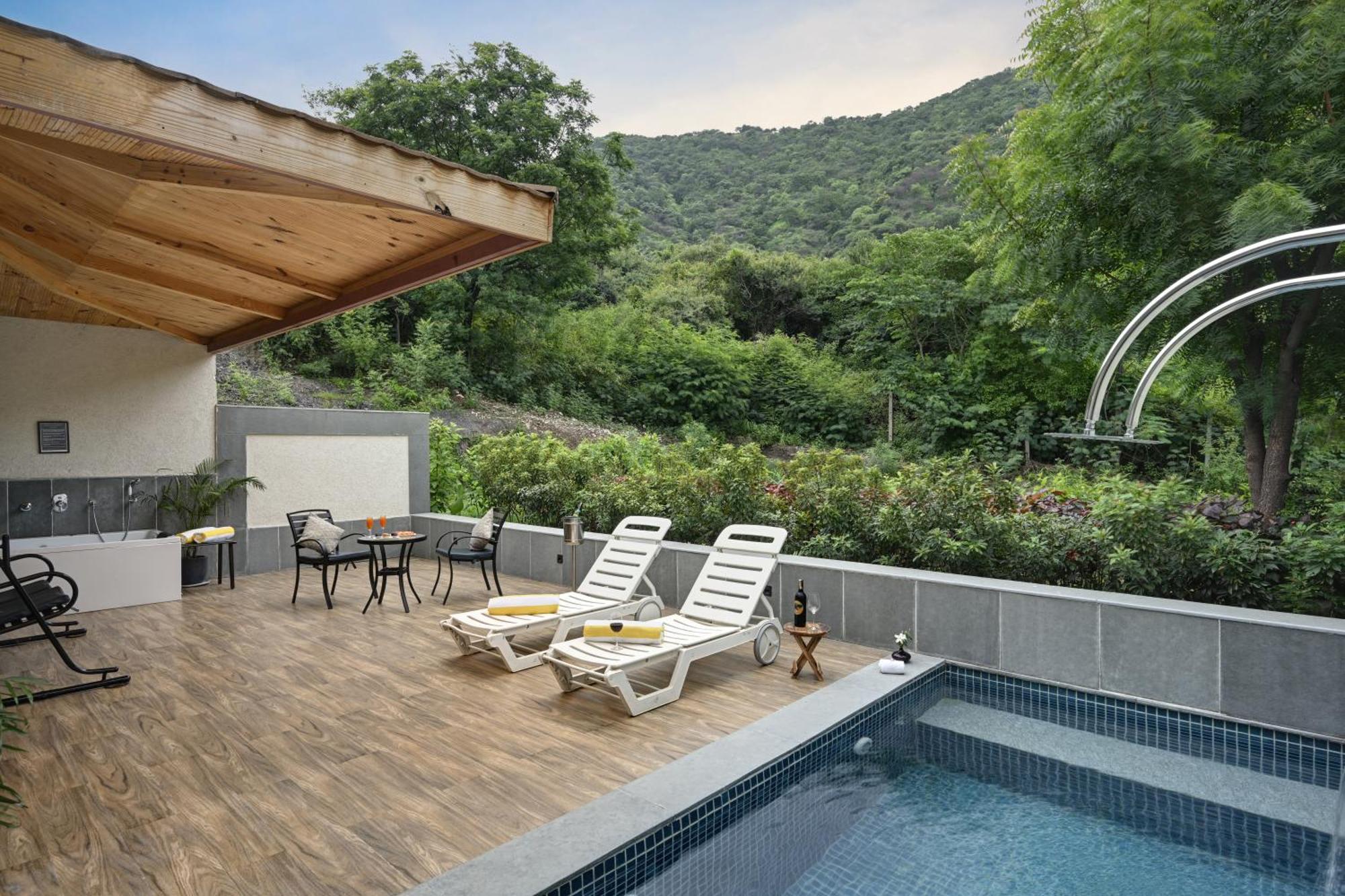Resort Anandam - A Luxury In 4*