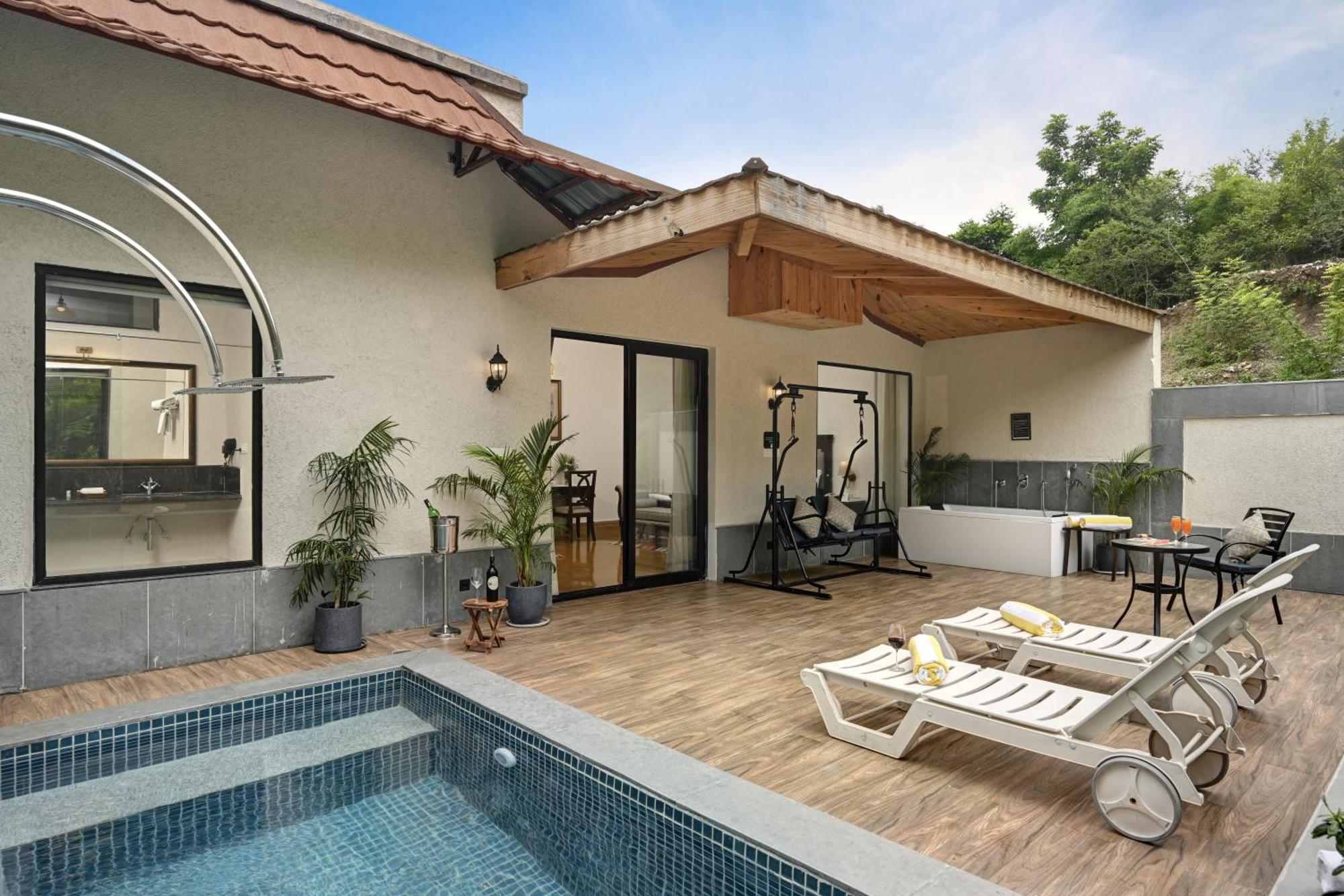 Resort Anandam - A Luxury In 4*