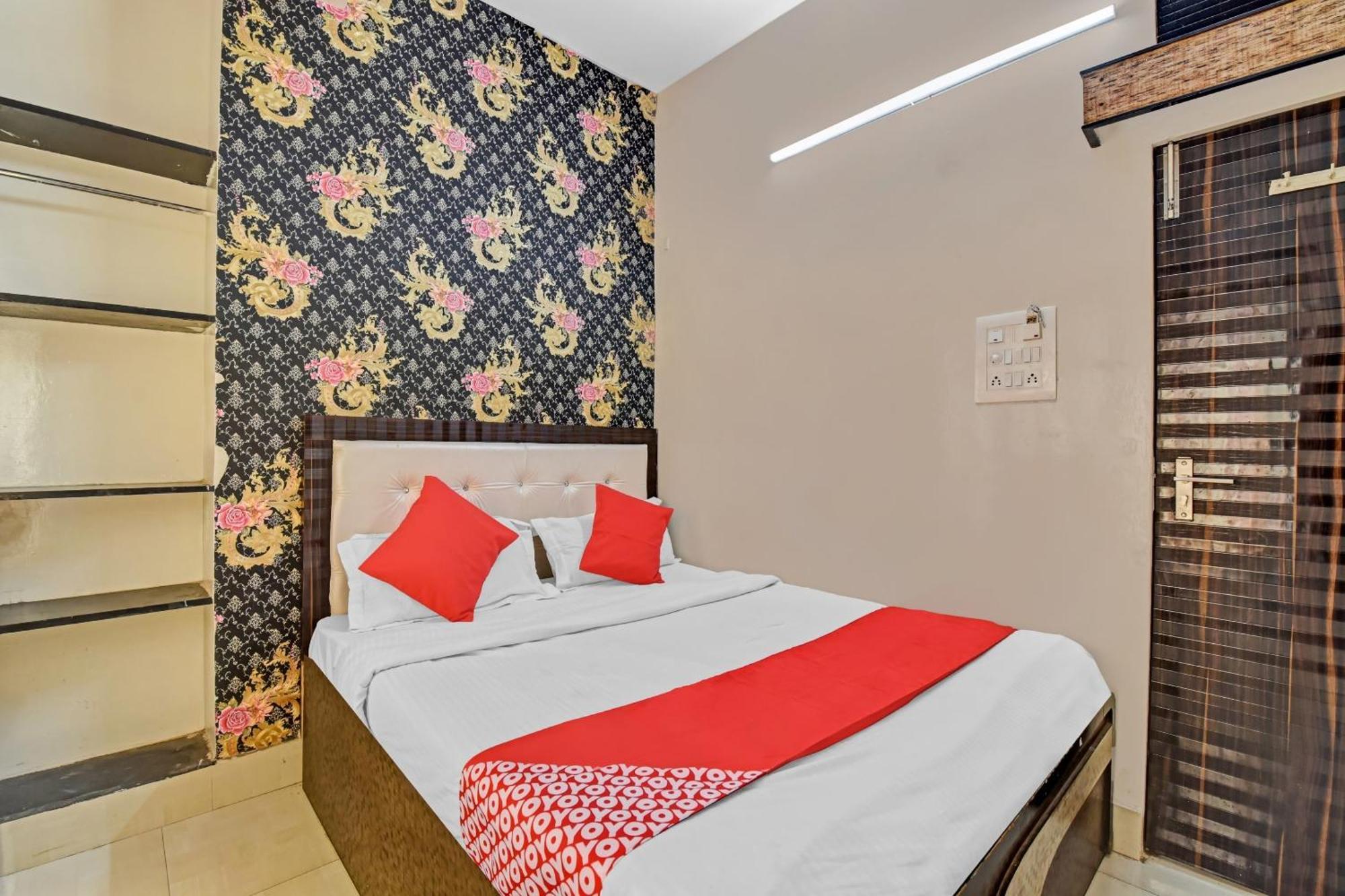 Hotel O Mayur
