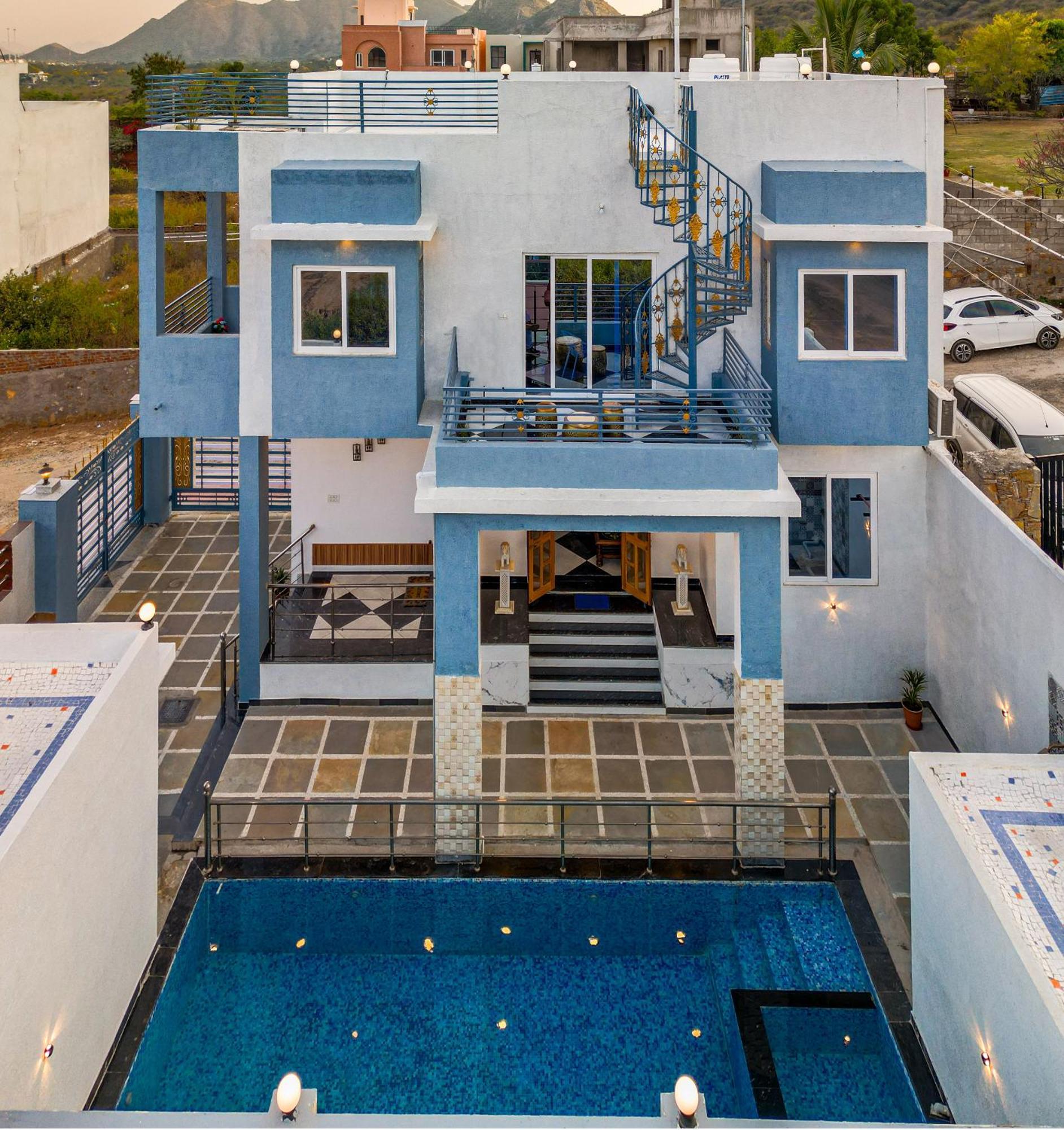 Villa Singh