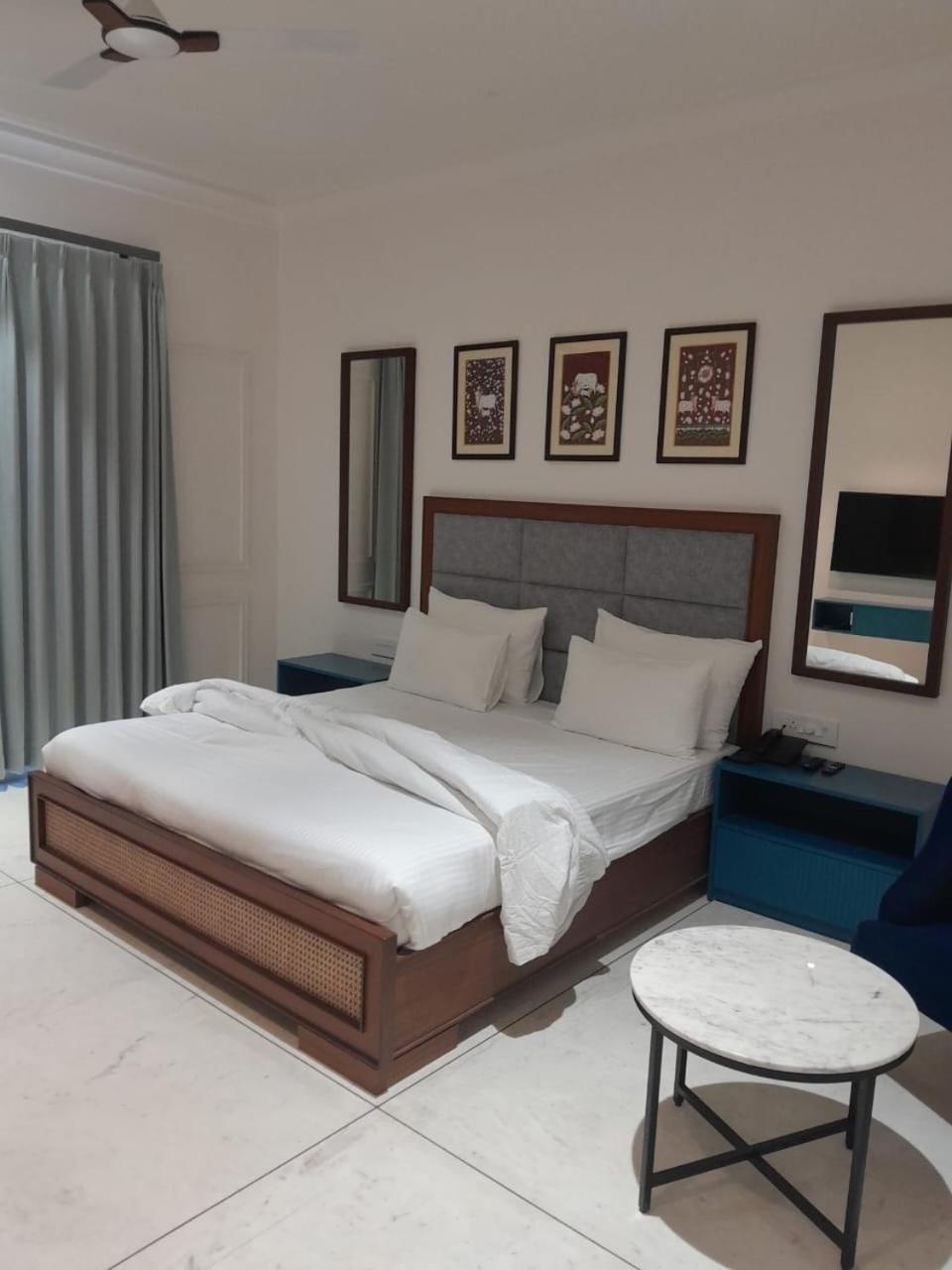Hotel Sita Royal Lakside Udaipur