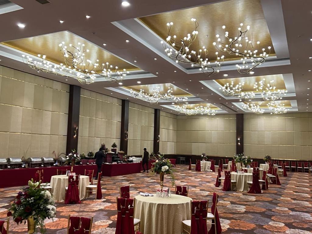 Ramada By Wyndham And Resort 5*