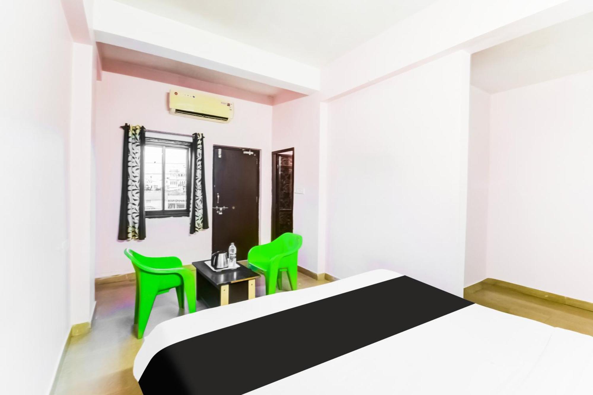 Super O Sector 14 Hotel