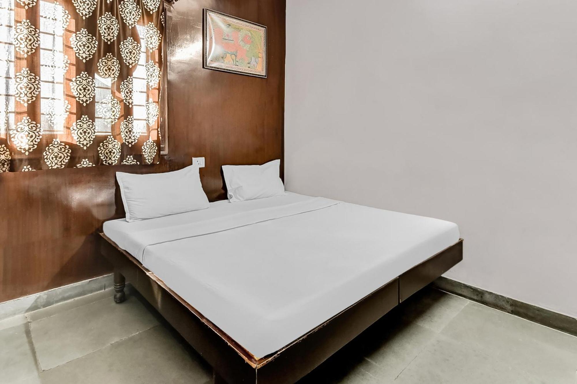 Spot On Unique Residency 3*