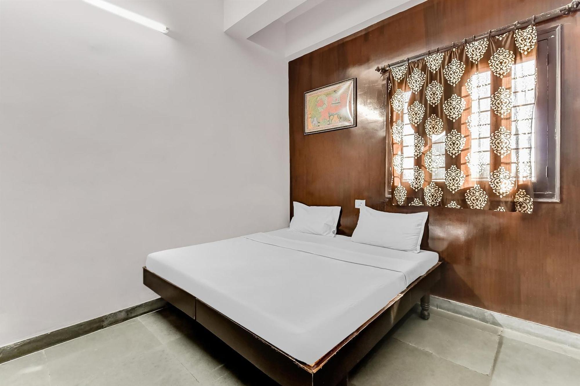 Spot On Unique Residency 3*