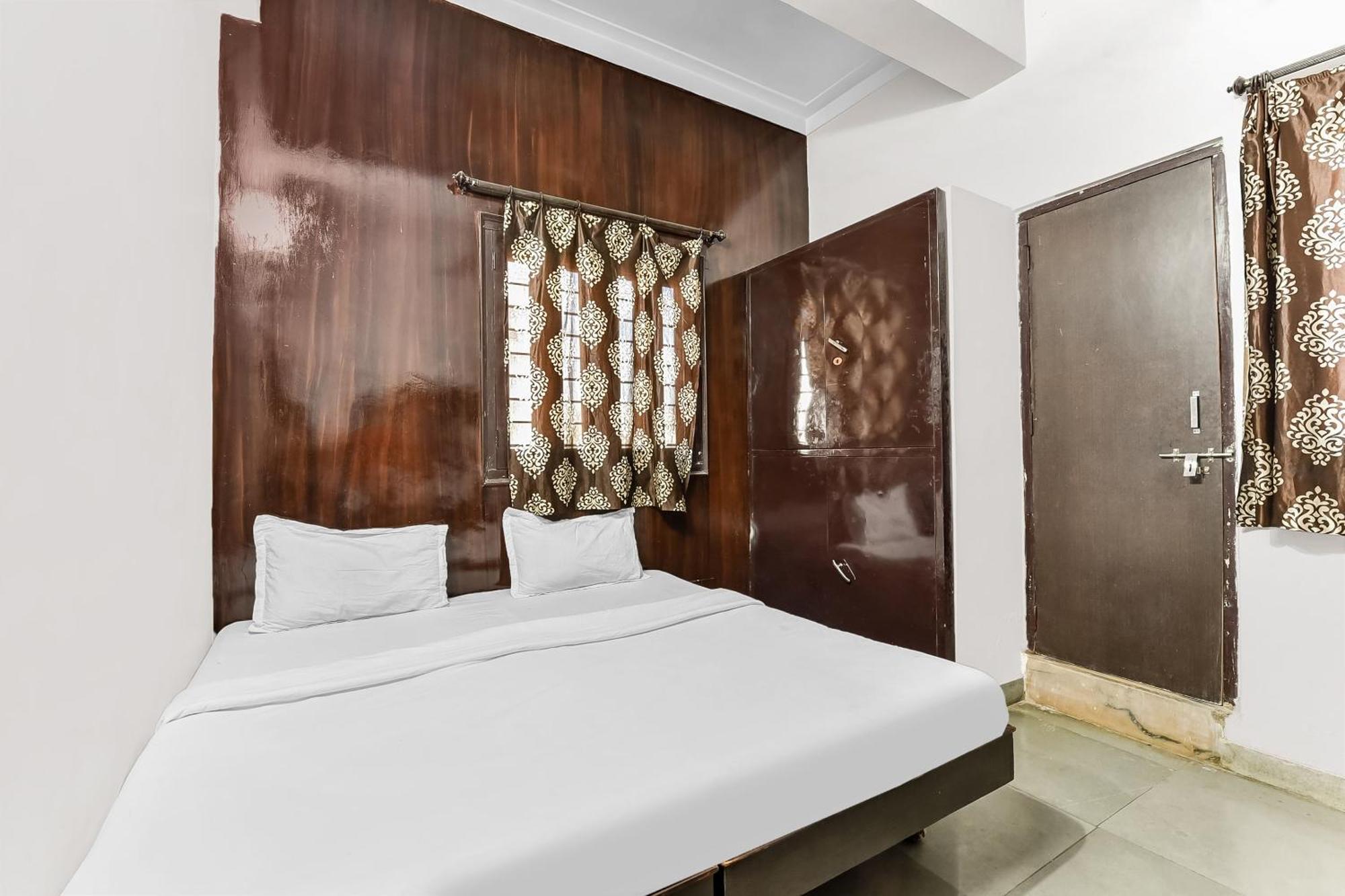 Spot On Unique Residency Udaipur