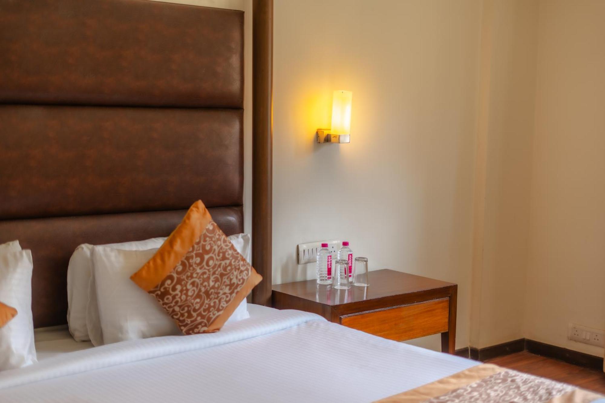 The Sky Imperial, 4*