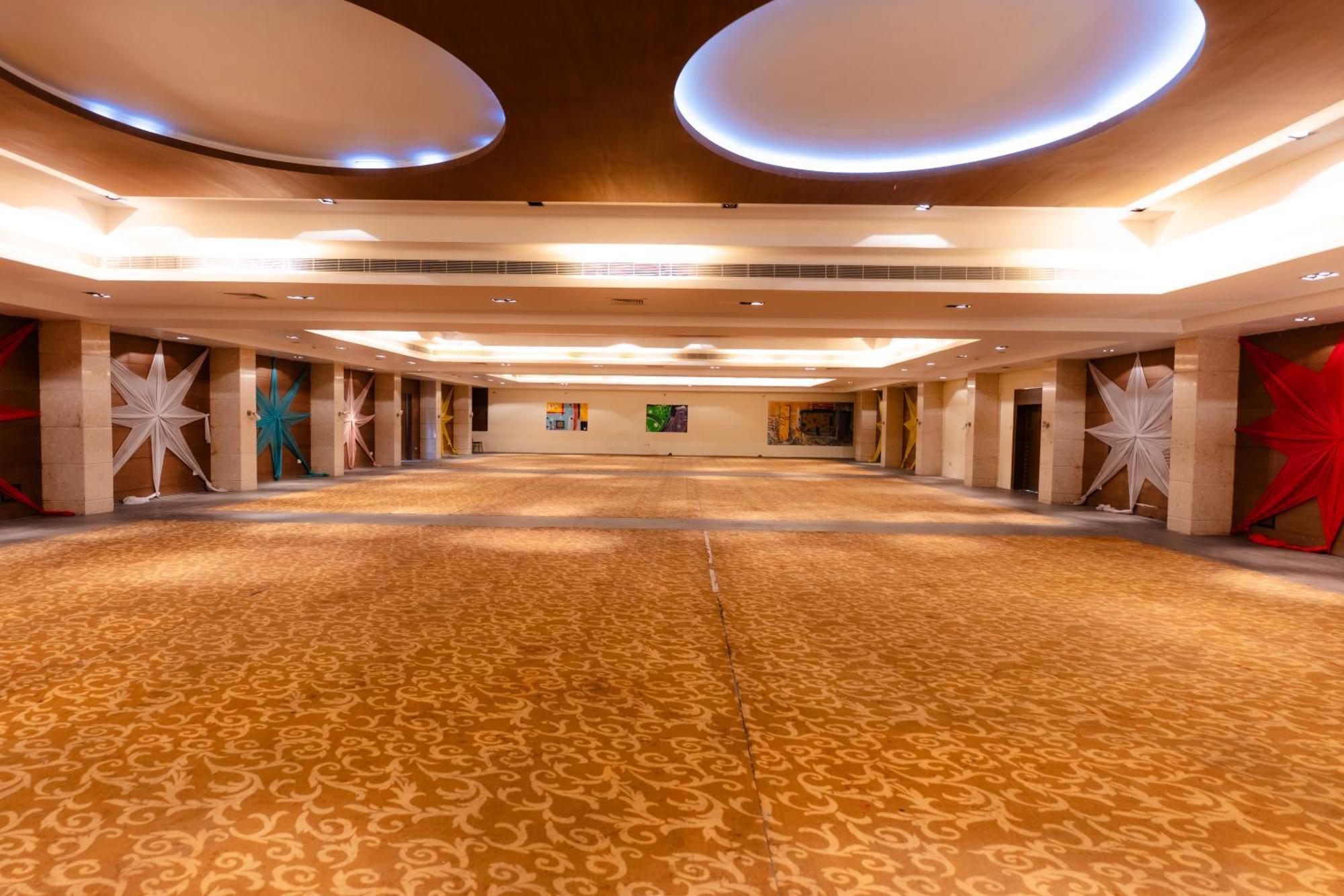 Hotel The Sky Imperial, 4*
