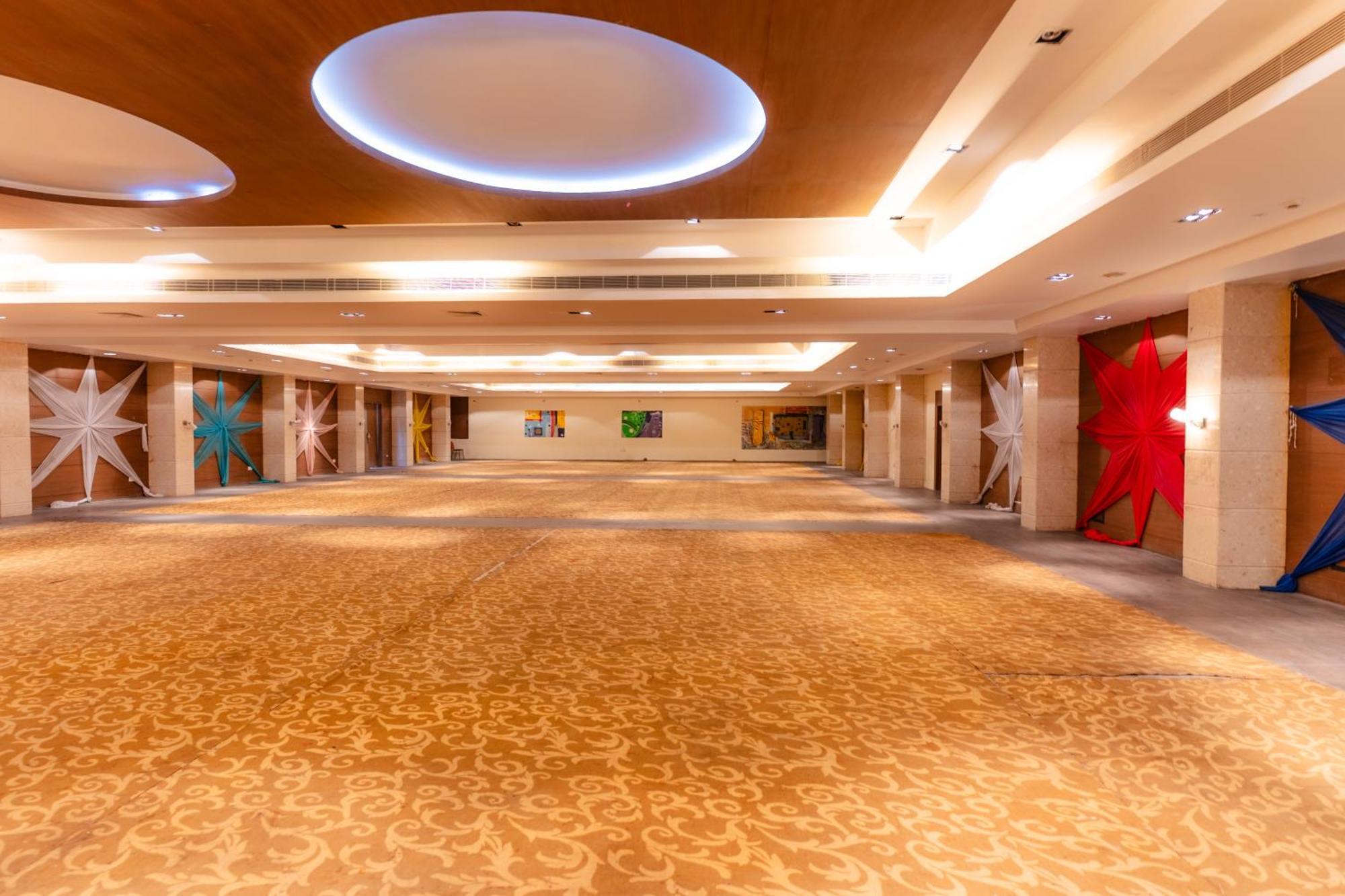 Hotel The Sky Imperial, 4*