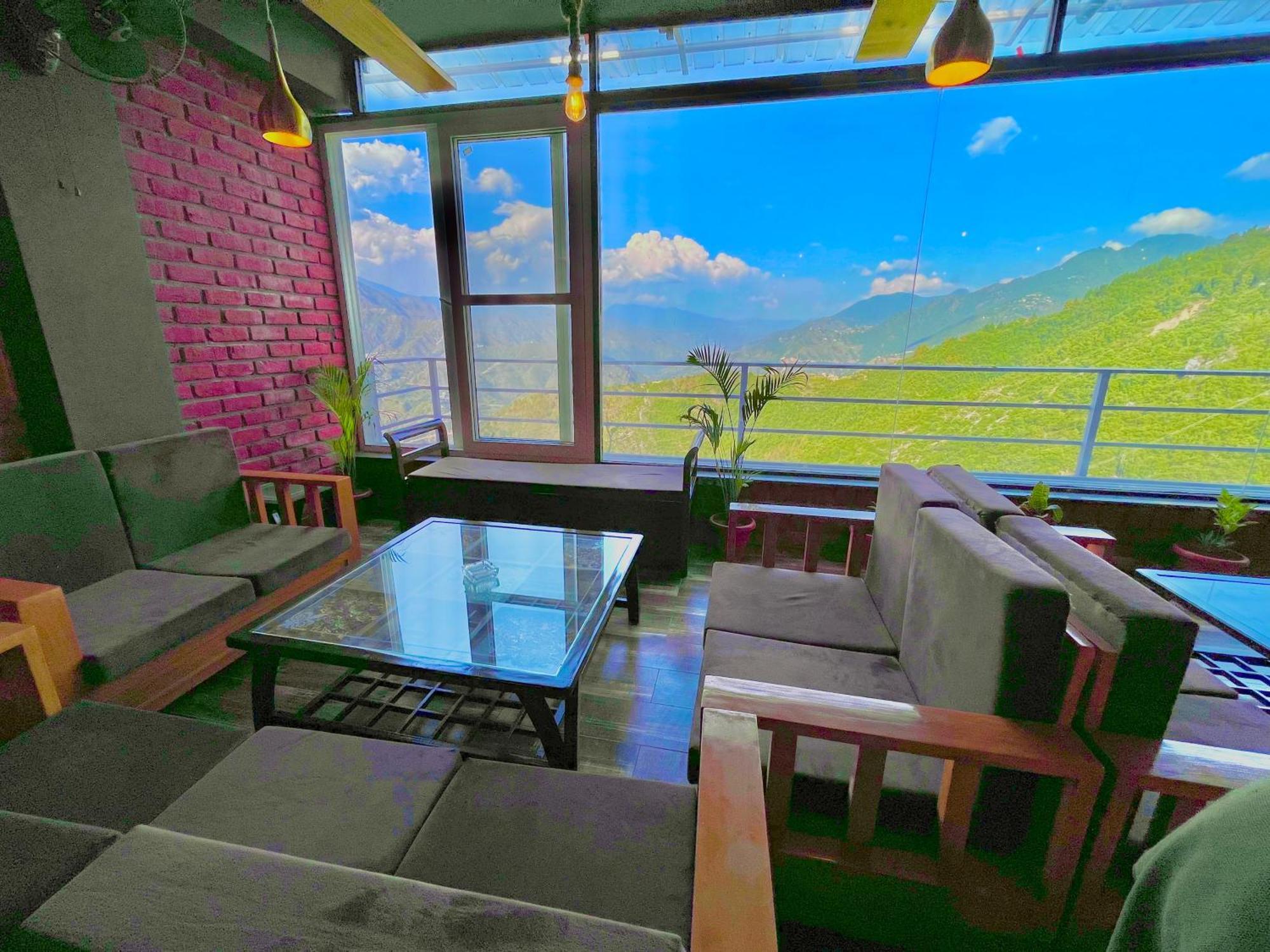 Pinerock Resort Best Selling Property In Mussoorie ! Luxury Rooms ! Mountain View ! Open Terrace ! Cafe ! Parking ! 4*