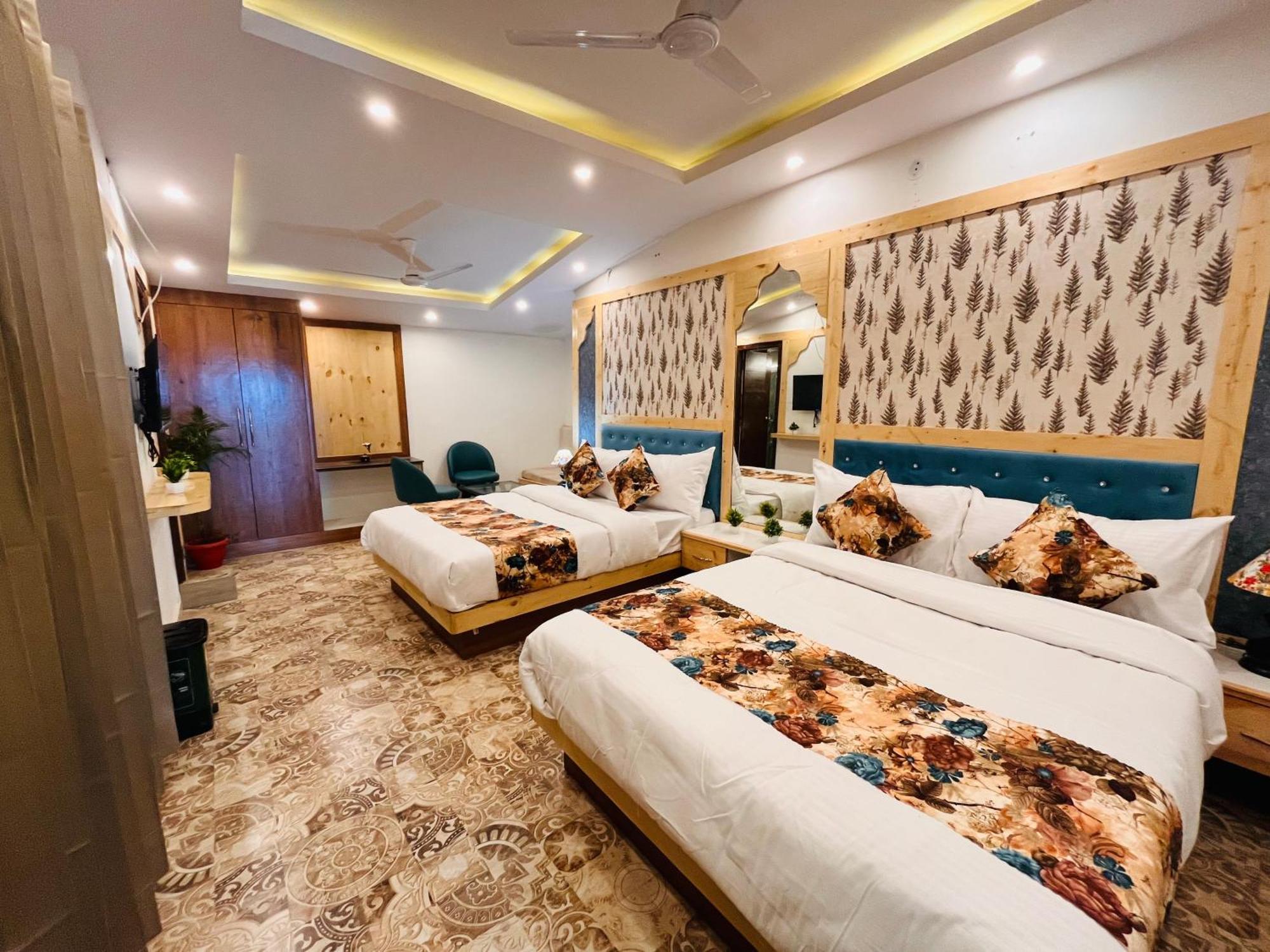 Pinerock Resort Best Selling Property In Mussoorie ! Luxury Rooms ! Mountain View ! Open Terrace ! Cafe ! Parking ! 4*