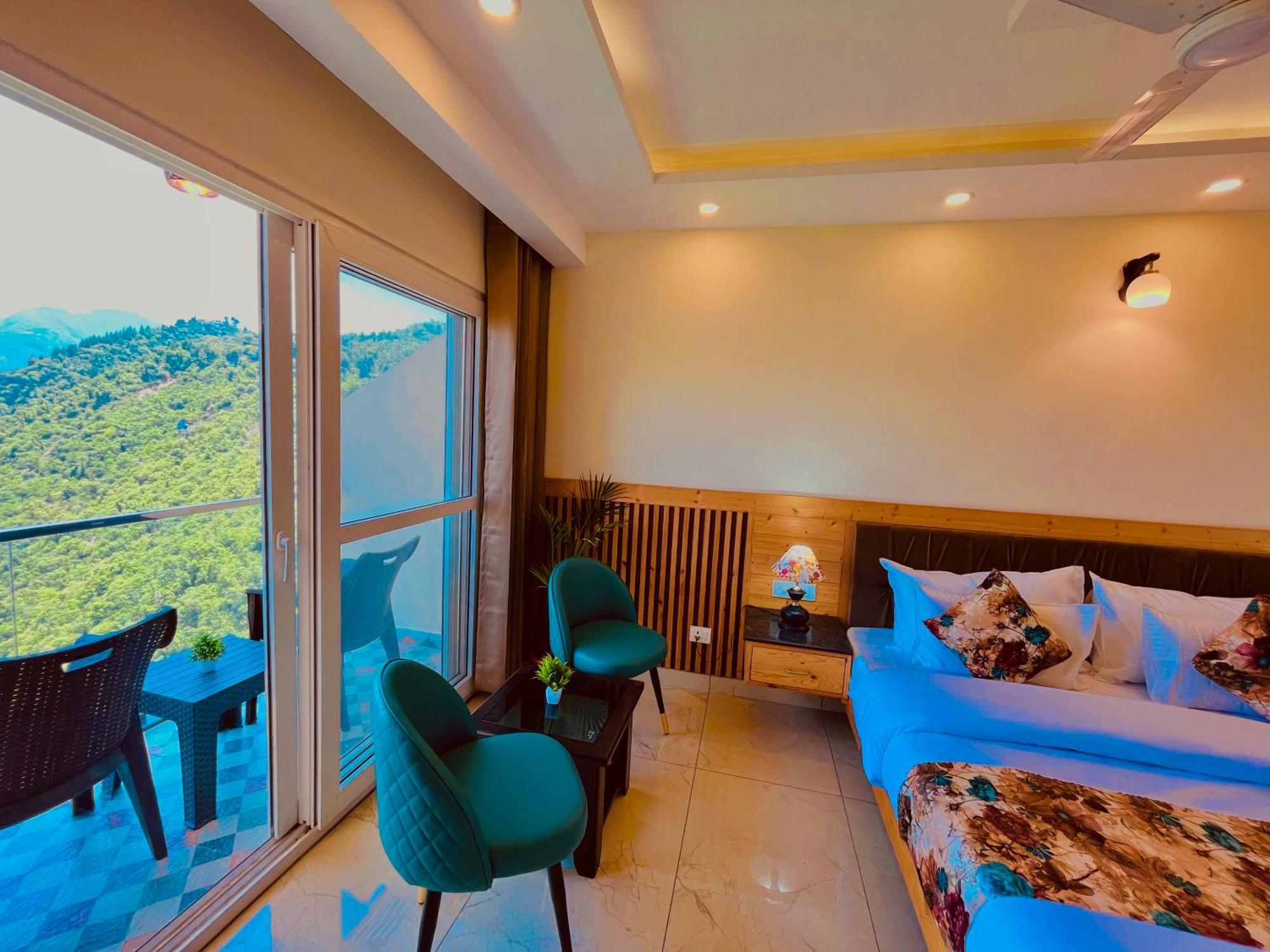 Hotel Pinerock Resort Best Selling Property In Mussoorie ! Luxury Rooms ! Mountain View ! Open Terrace ! Cafe ! Parking ! 4*