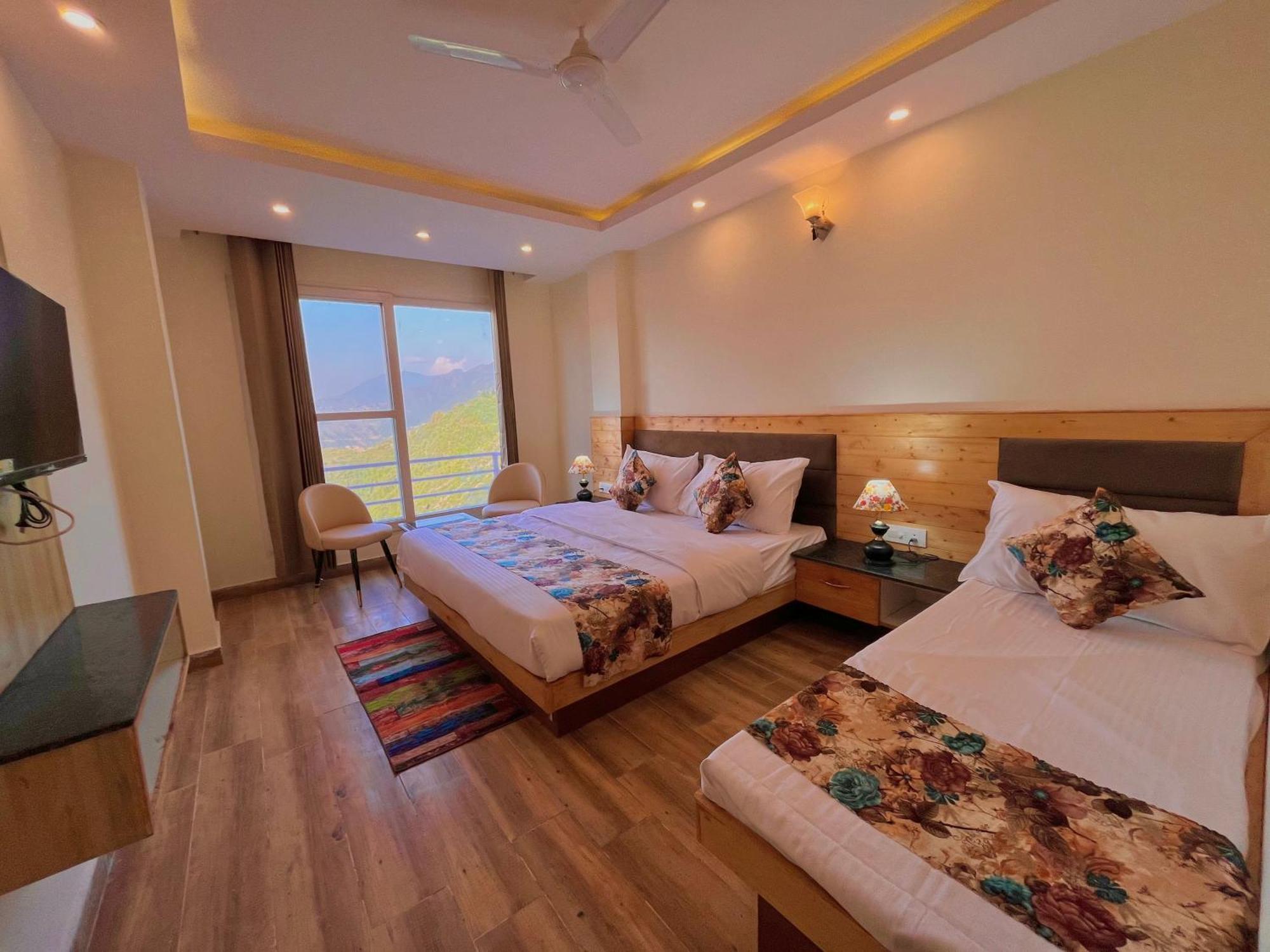 Pinerock Resort Best Selling Property In Mussoorie ! Luxury Rooms ! Mountain View ! Open Terrace ! Cafe ! Parking !