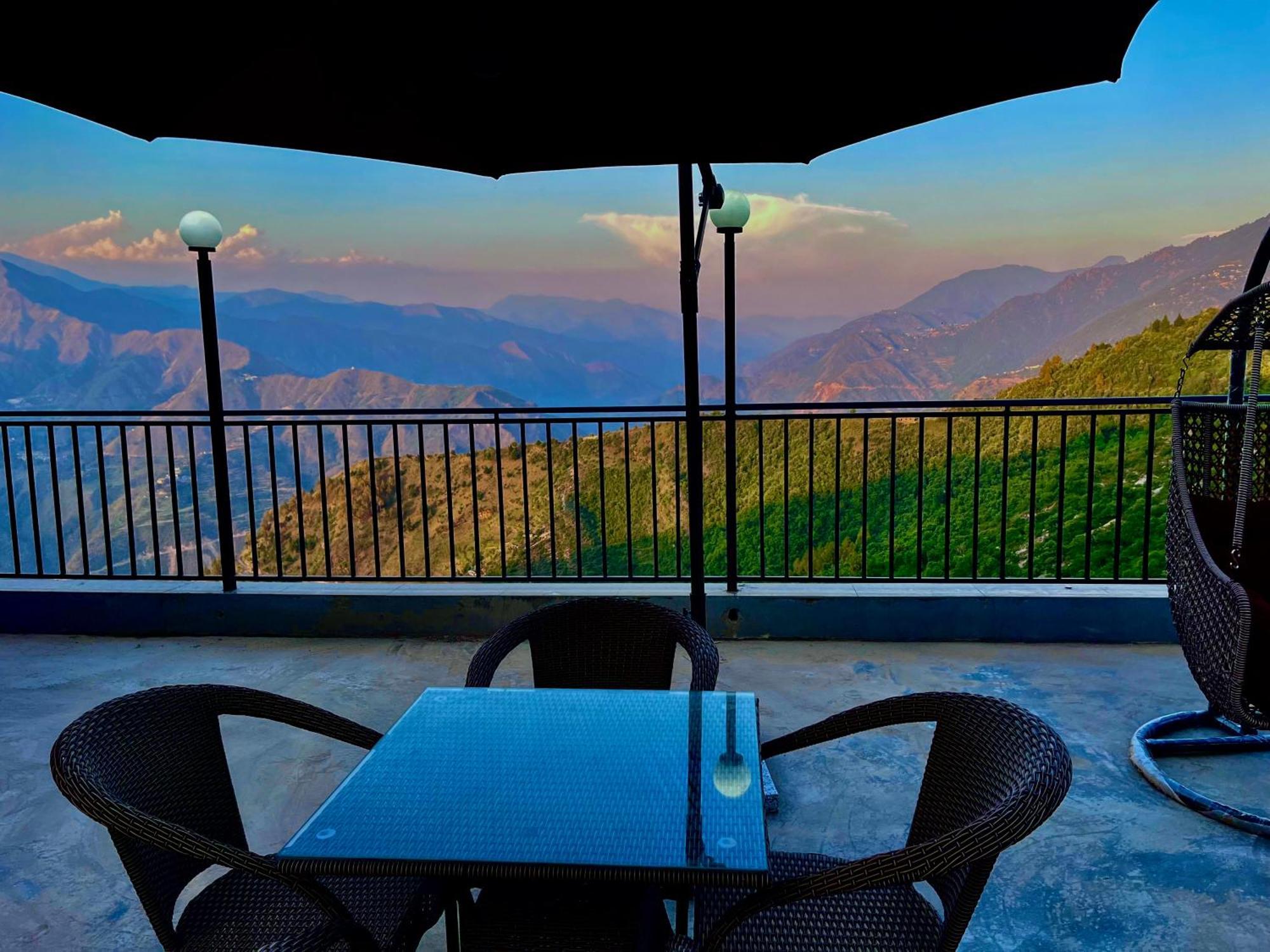 Pinerock Resort Best Selling Property In Mussoorie ! Luxury Rooms ! Mountain View ! Open Terrace ! Cafe ! Parking ! Mussoorie