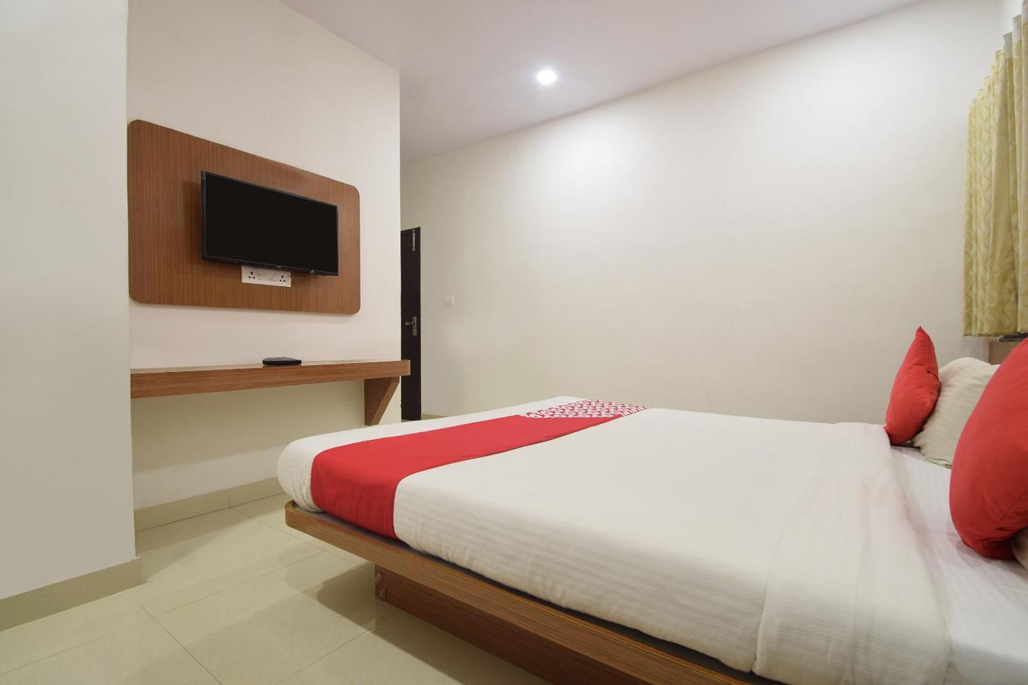 Hotel Collection O Royal Icon 3*