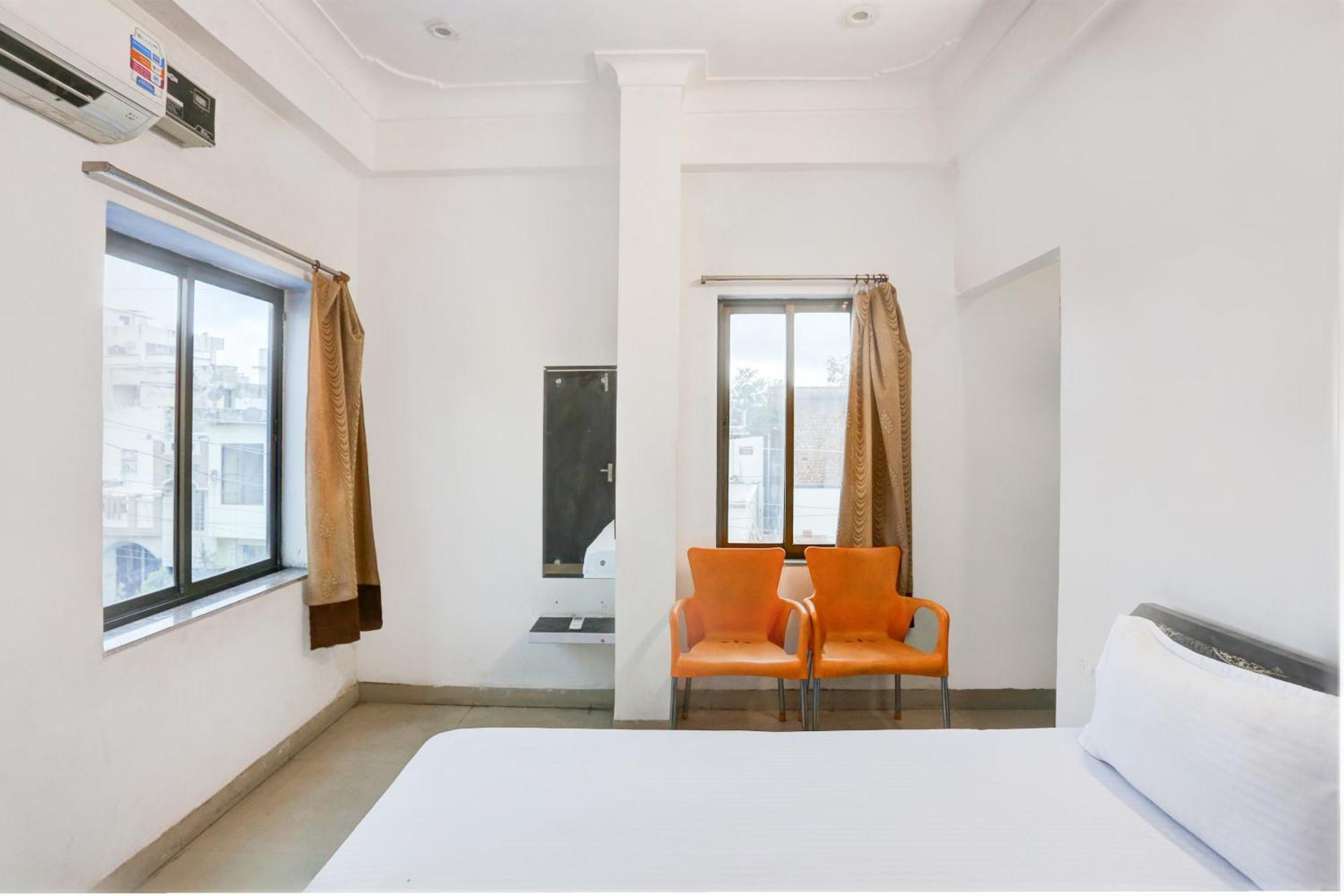Hotel O Goverdhan 4*