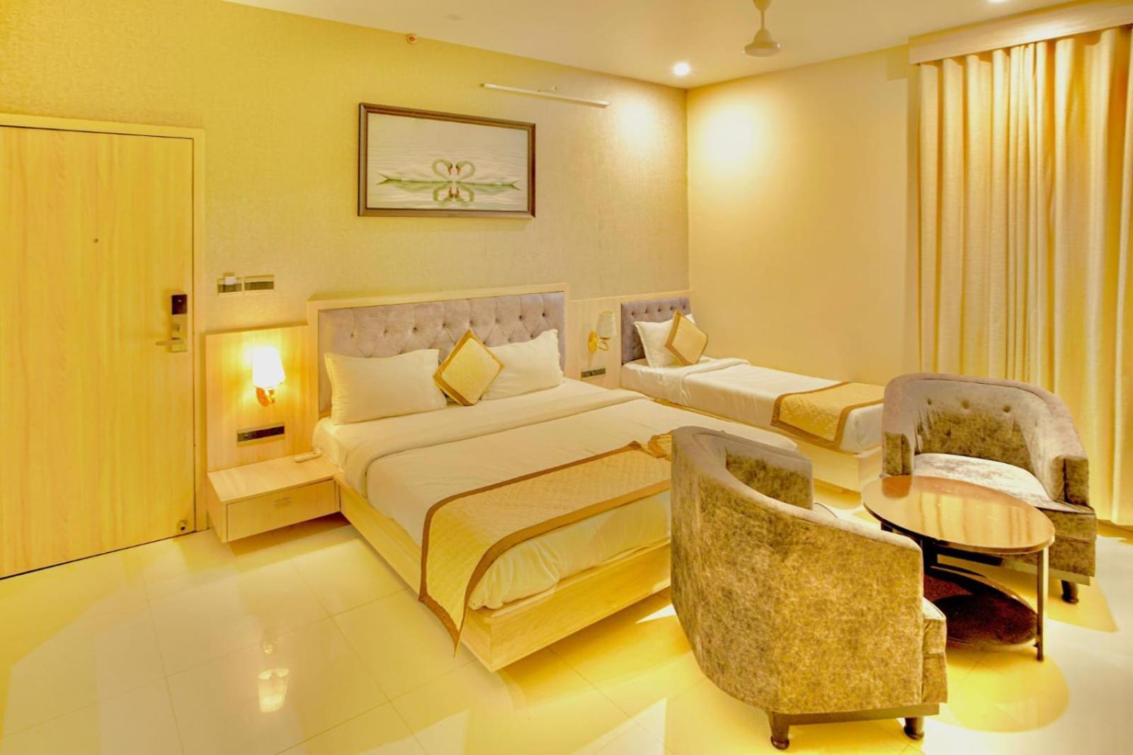 Parampara And Hotel
