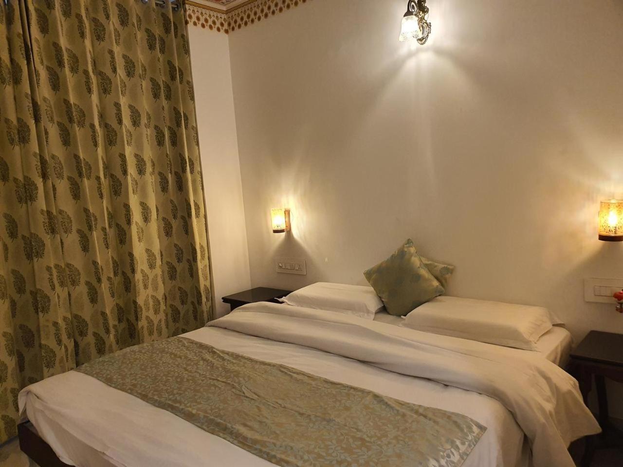 Hotel The Haveli By The